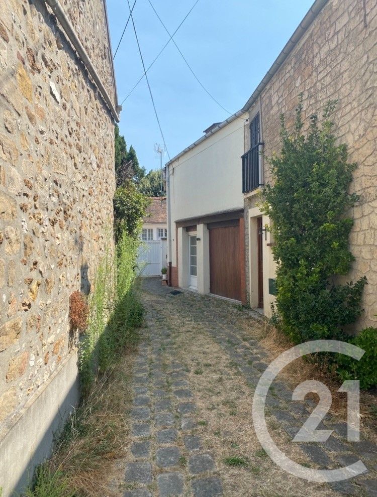 Maison 80m² — Bois-le-Roi