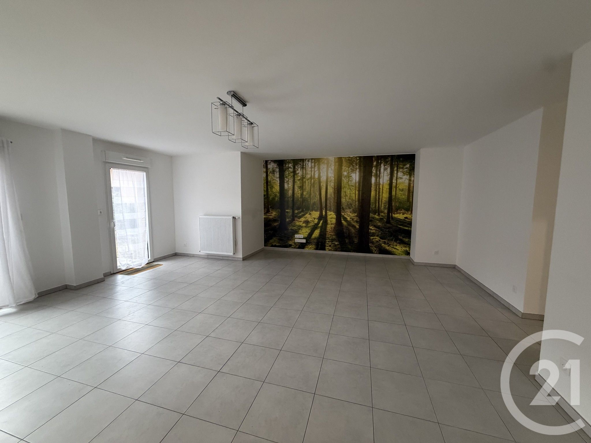 Appartement 106m² — Porte des Pierres Dorées