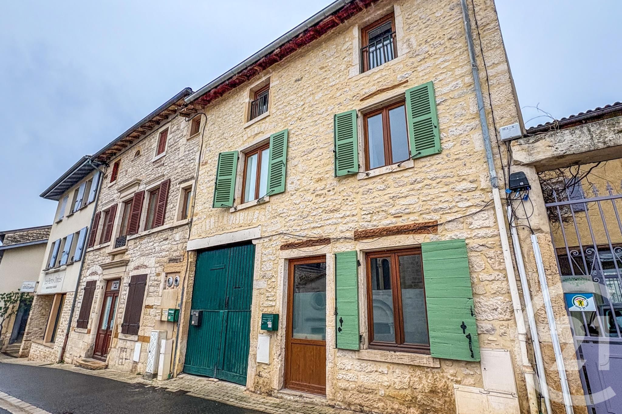 Maison 136m² — Lucenay