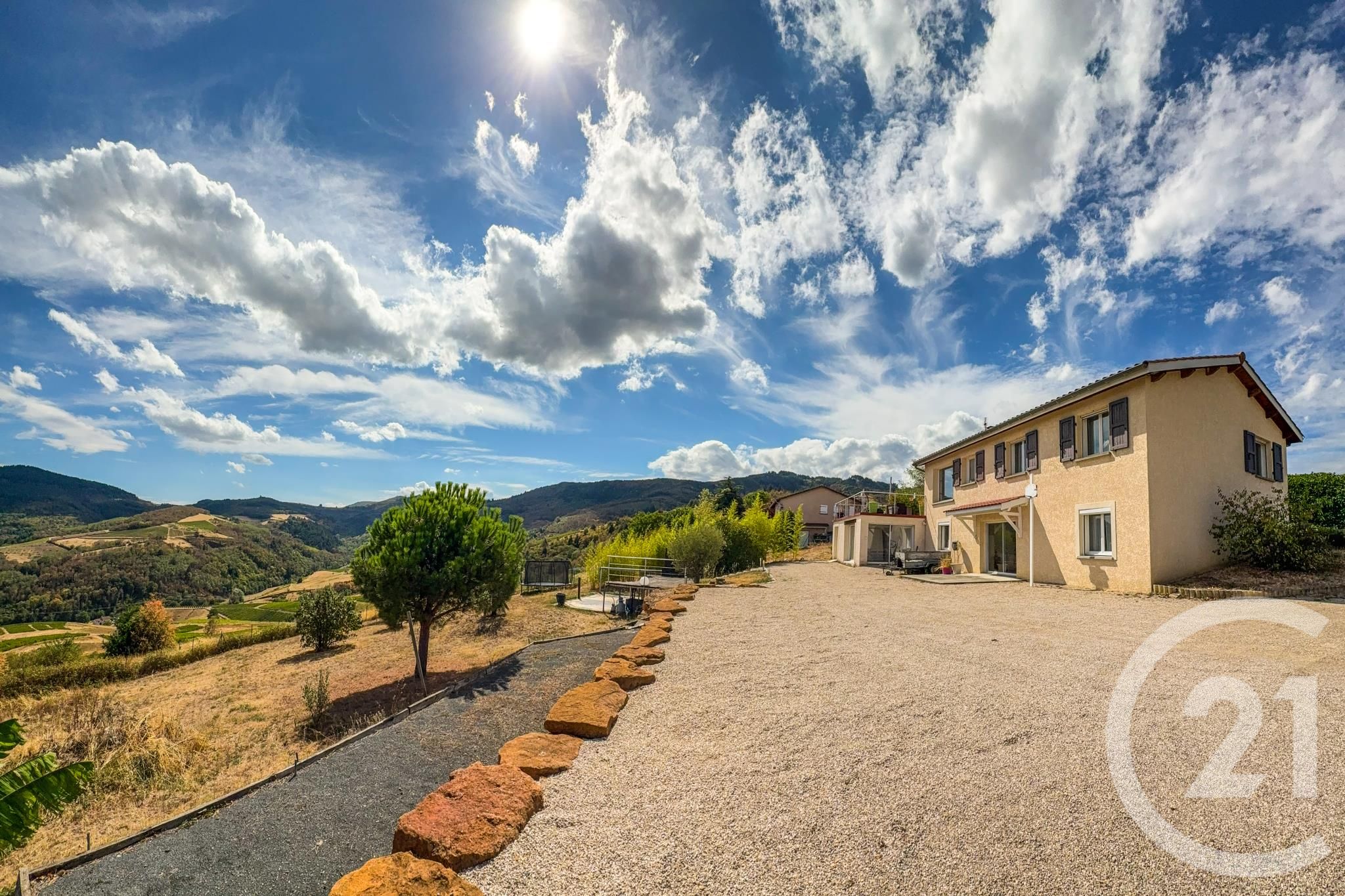 Maison 154m² — Vaux-en-Beaujolais