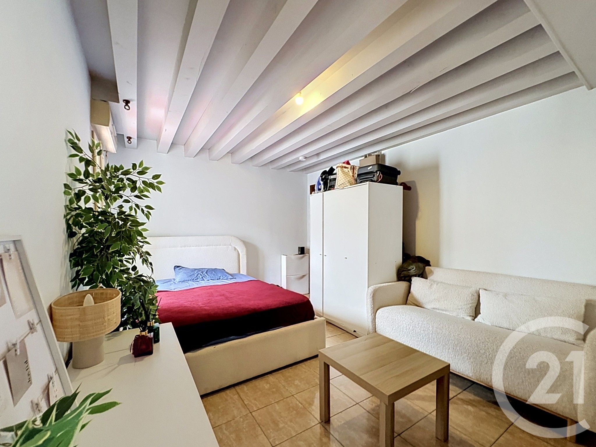 Appartement 21m² — Lieusaint