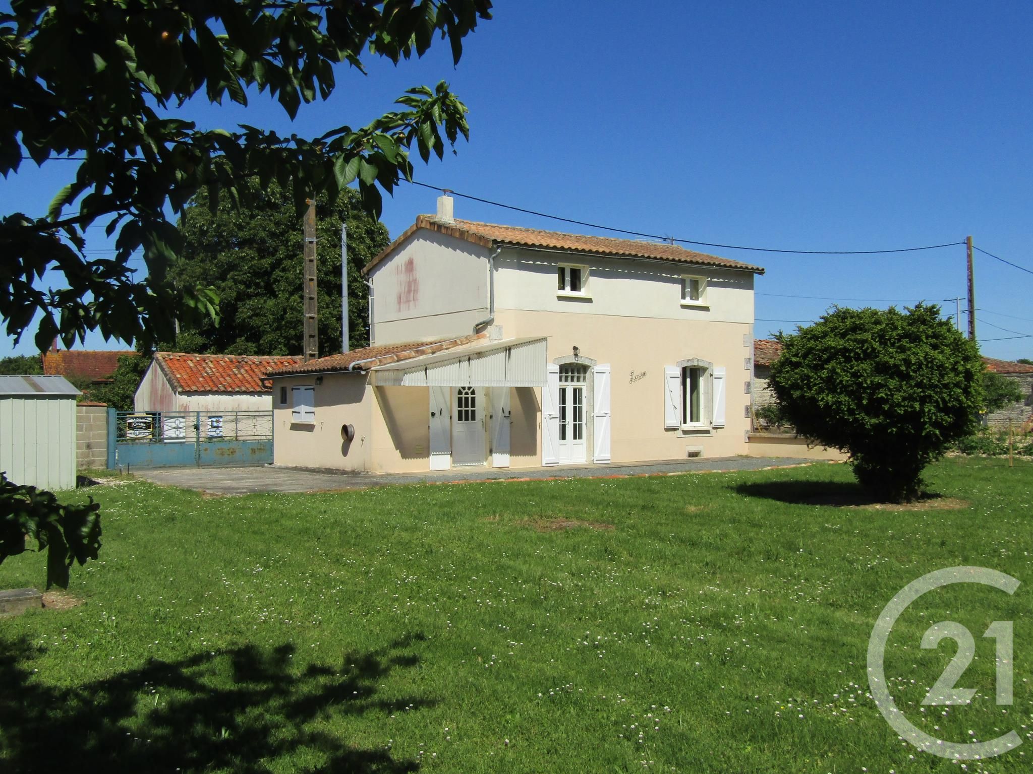 Maison 80m² — Villemain