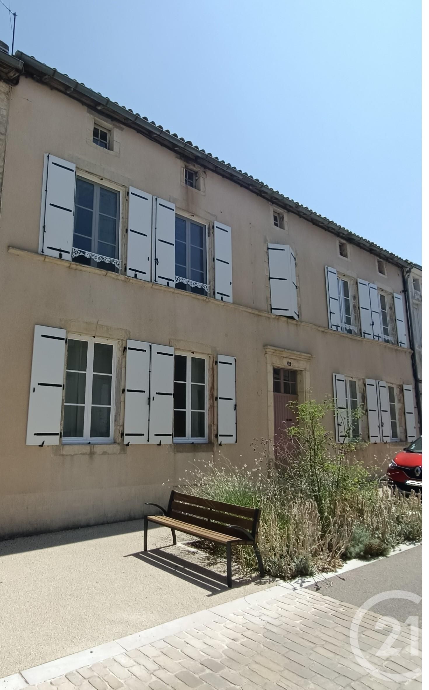 Maison 250m² — Caunay