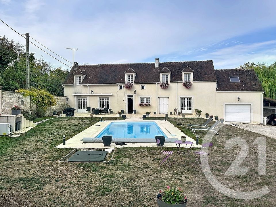 Maison 180m² — Poilly-sur-Tholon