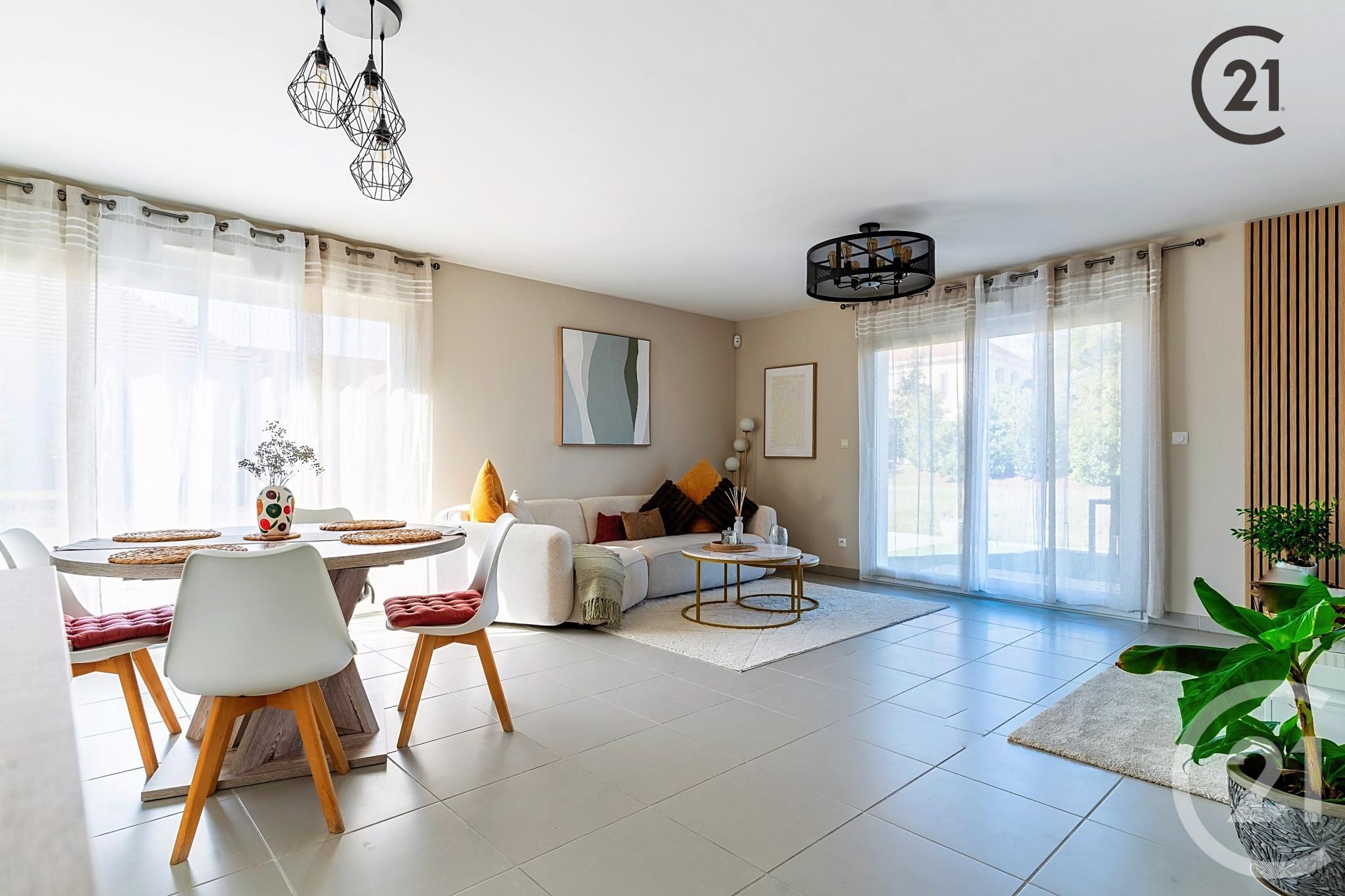 Maison 108m² — Villefargeau