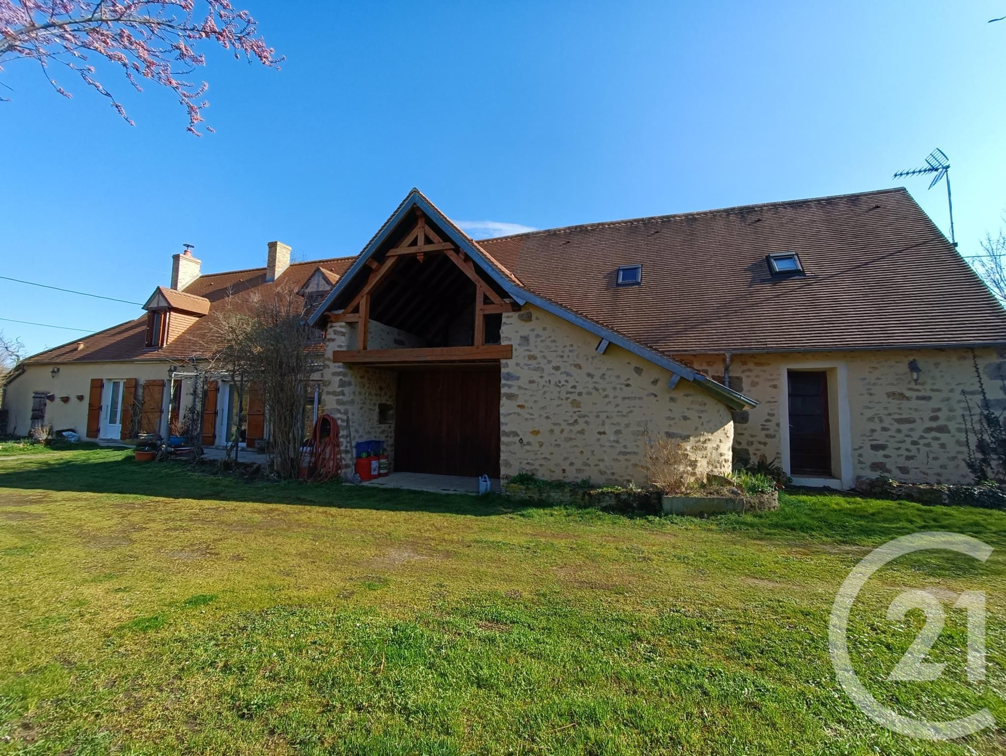 Maison 187m² — Lourouer-Saint-Laurent