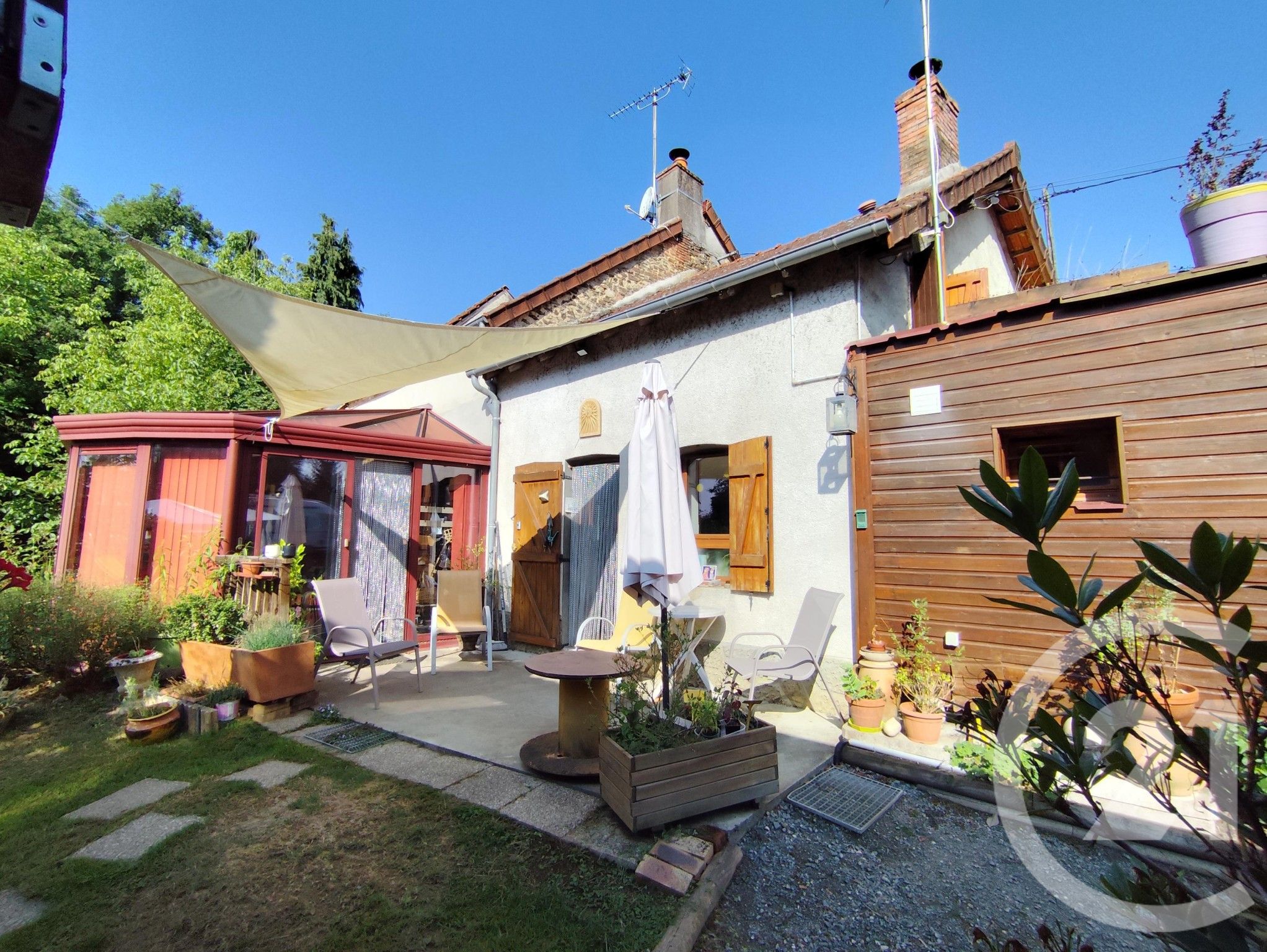 Maison 138m² — Nouzerines