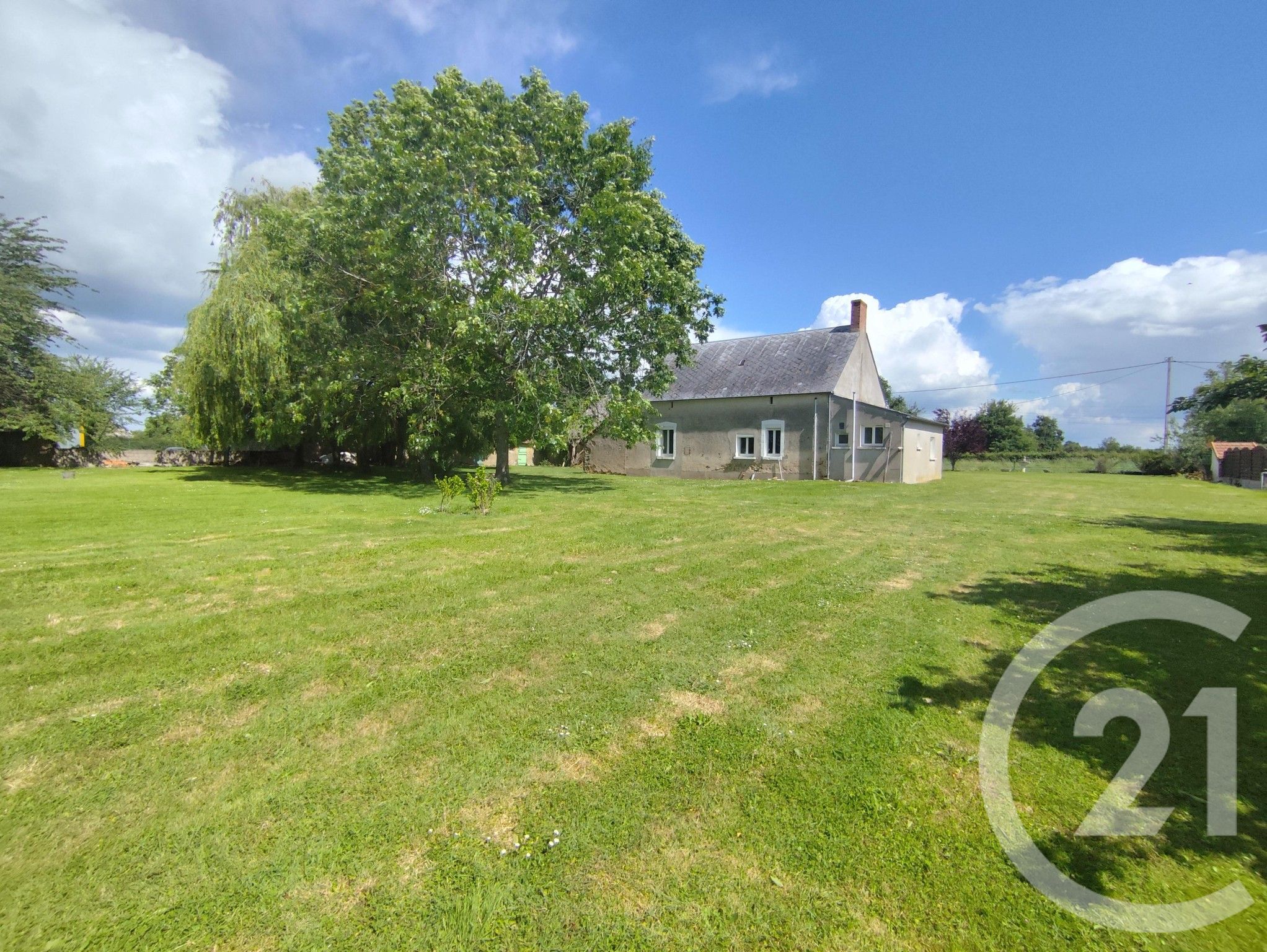 Maison 150m² — Thevet-Saint-Julien