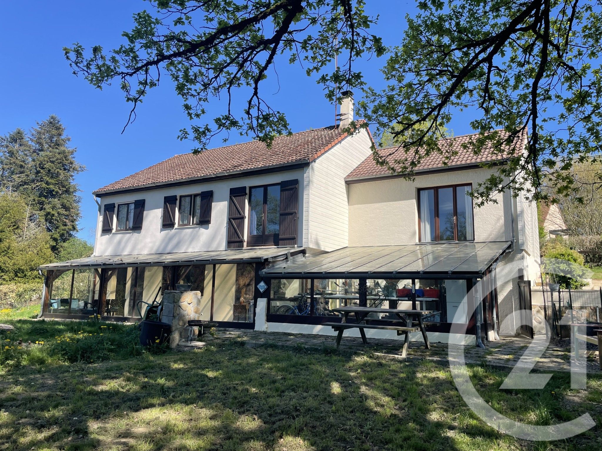 Maison 174m² — Pérassay