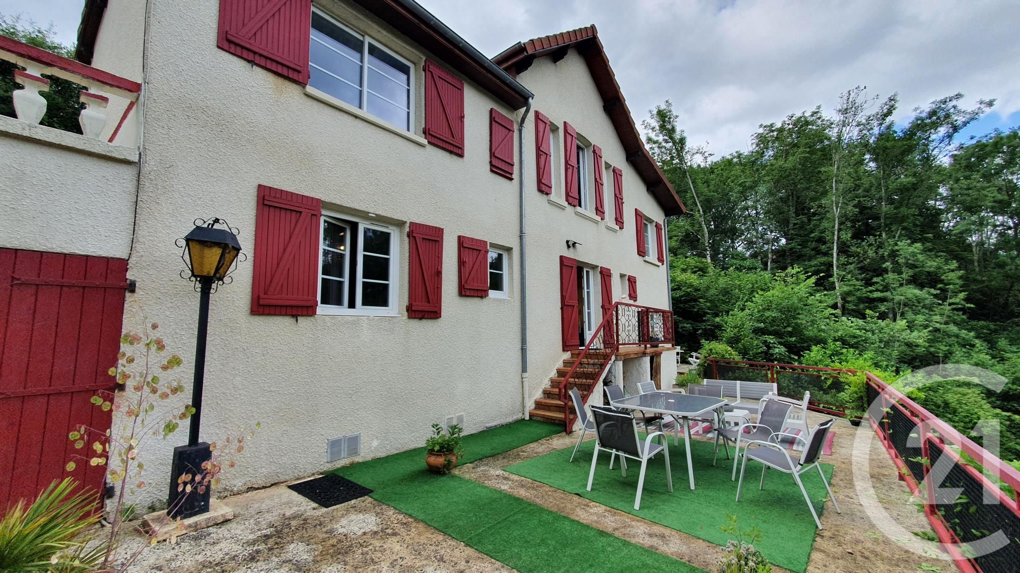 Maison 84m² — Lavault-Sainte-Anne