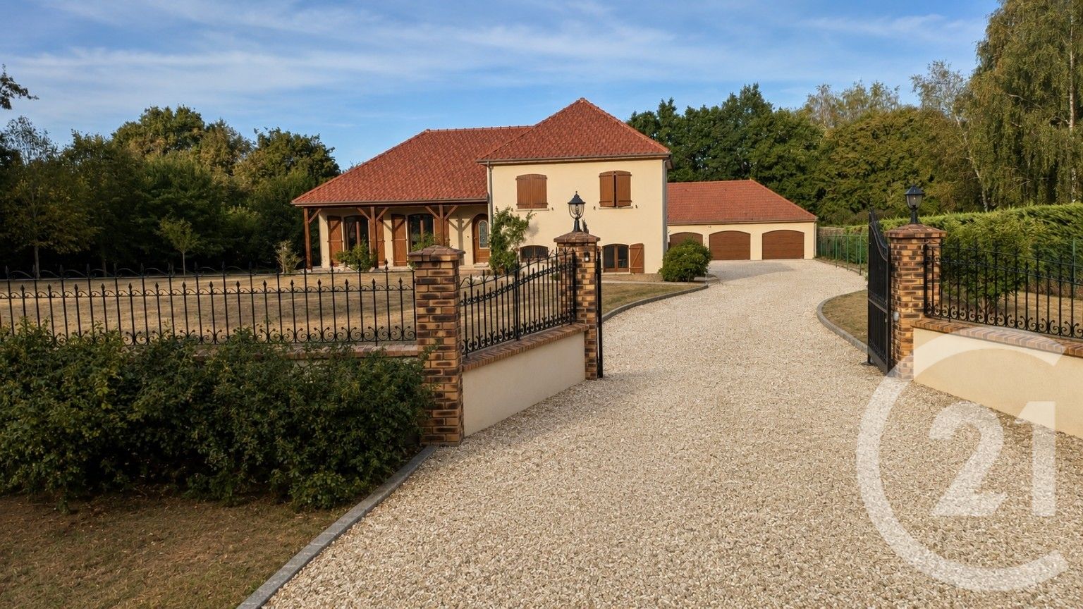 Maison 97m² — Villebret