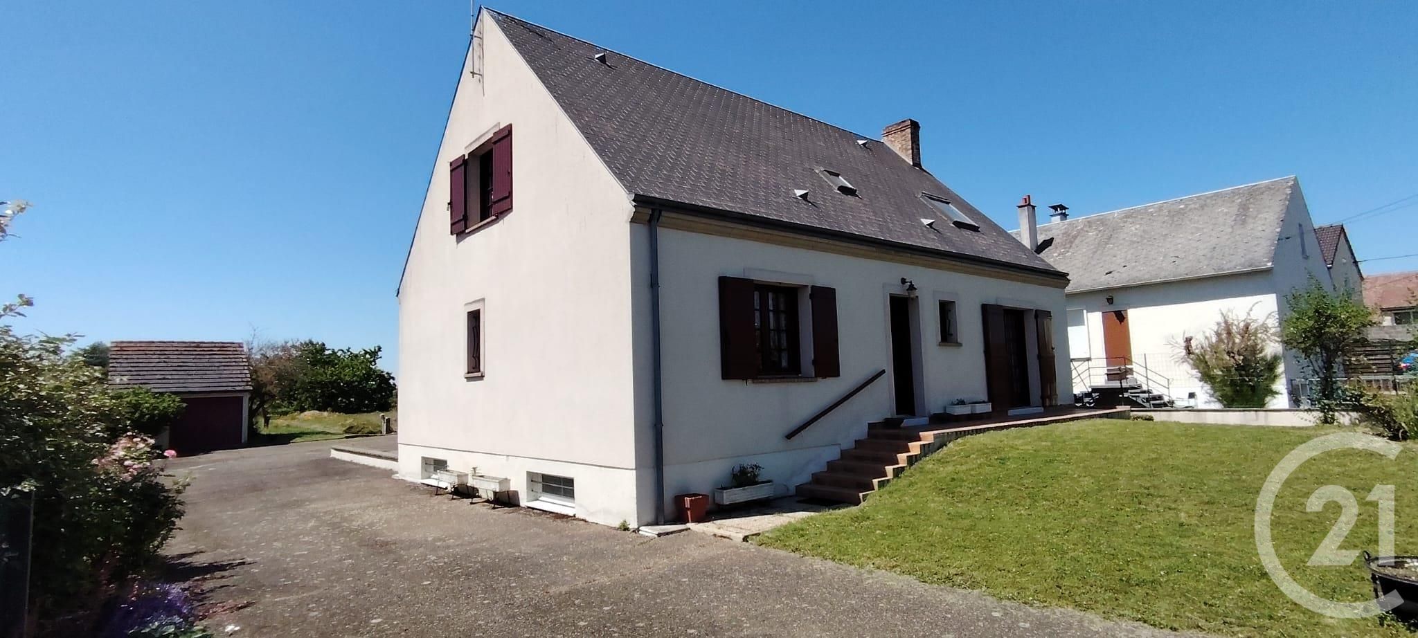 Maison 152m² — Yèvre-la-Ville
