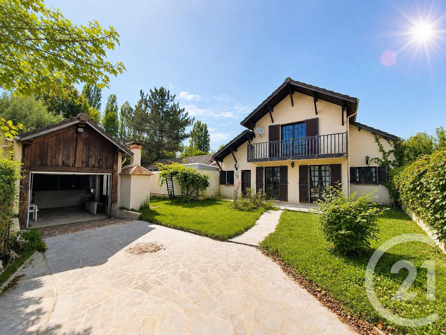 Maison 87m² — Valmondois