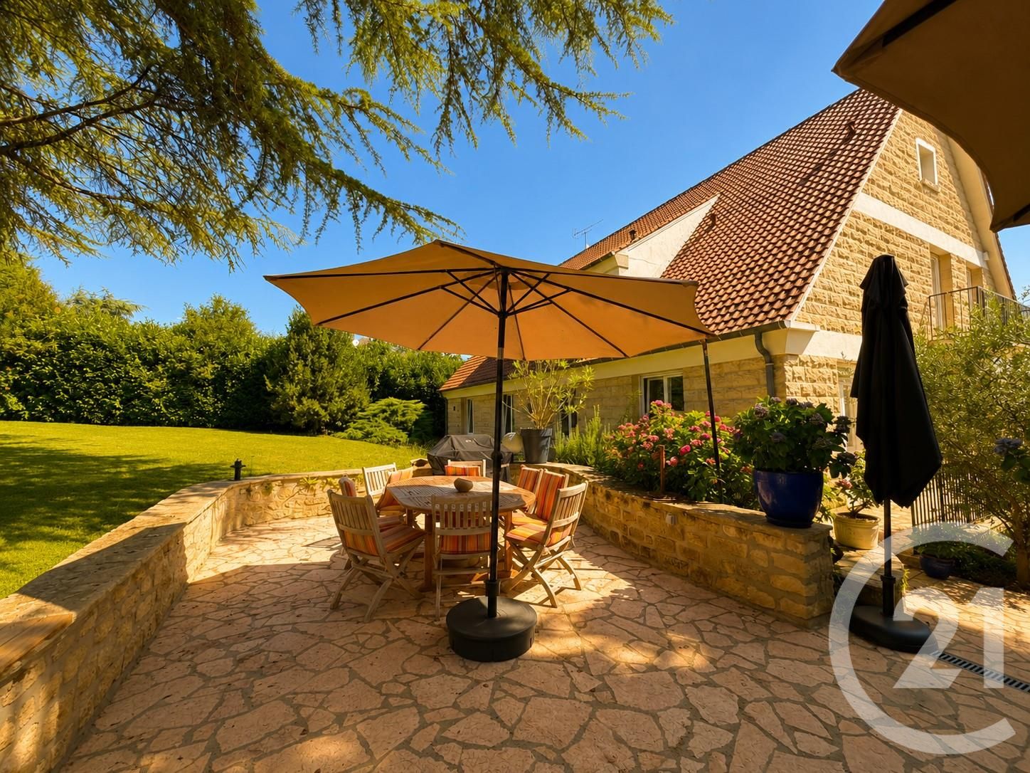 Maison 325m² — Parmain
