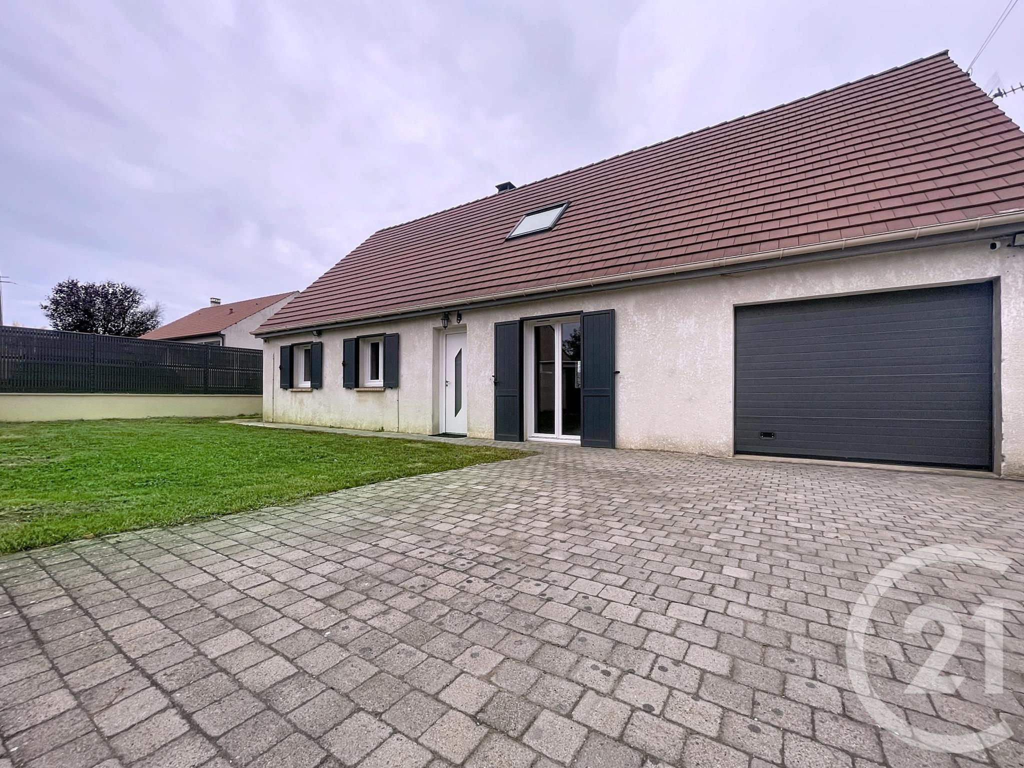 Maison 146m² — Noisy-Rudignon