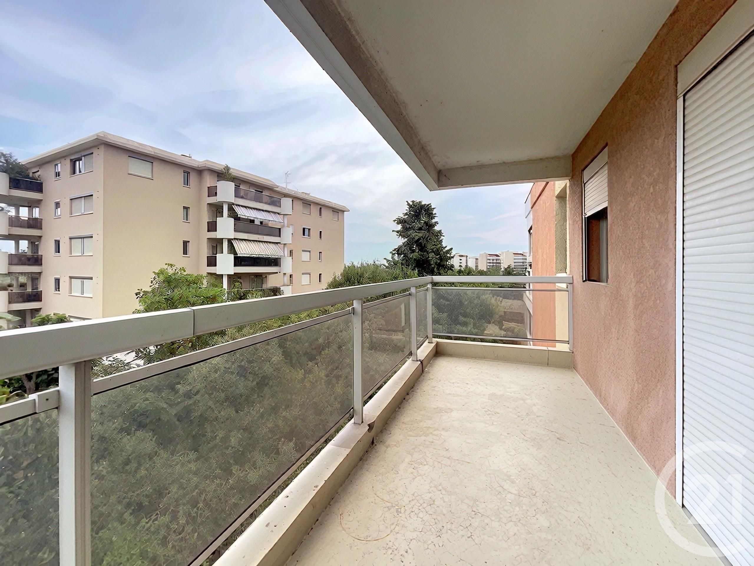 Appartement 1P – Antibes (06600)