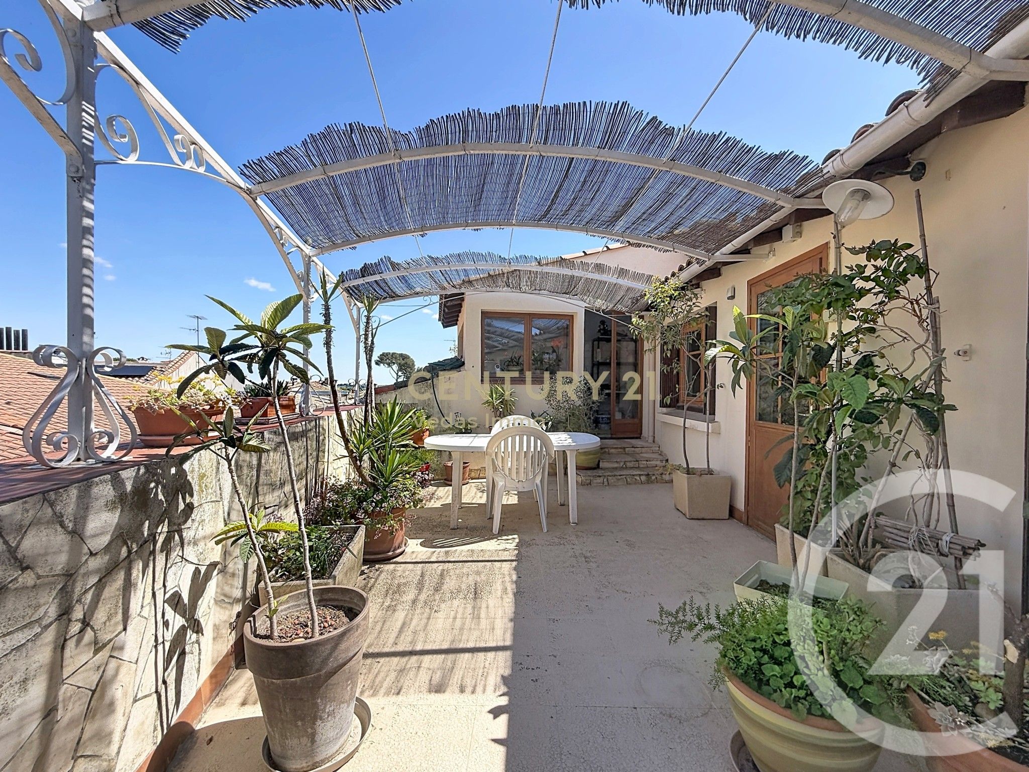 Maison 179m² — Saussan