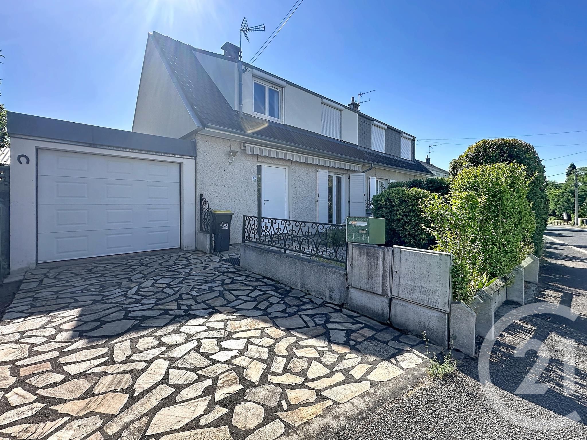 Maison 85m² — Riom