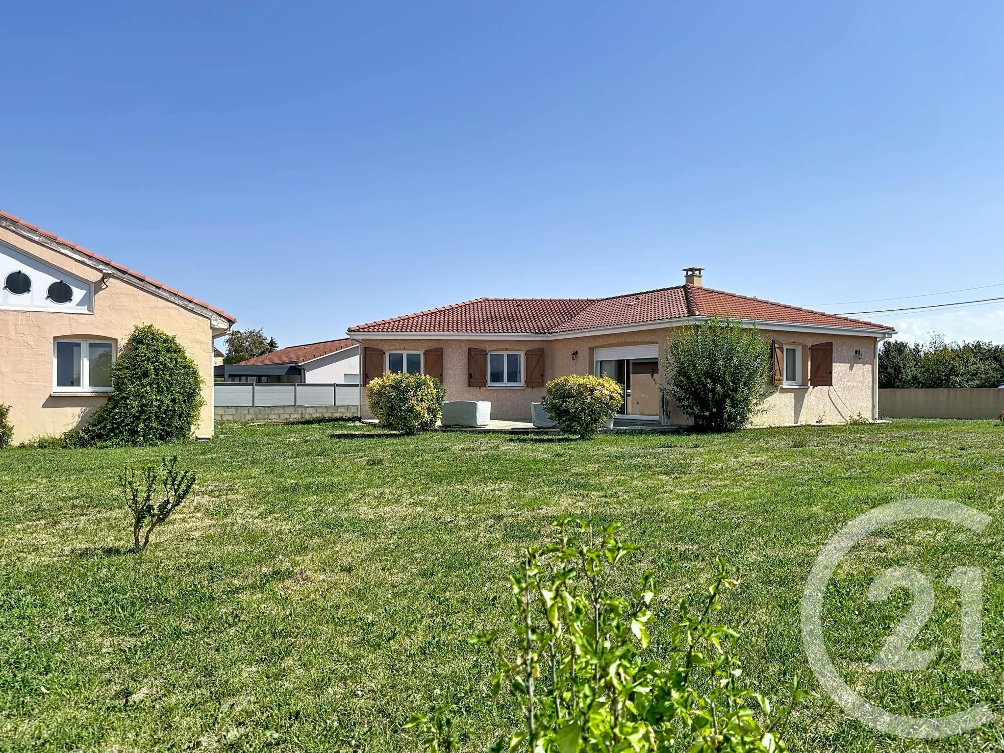 Maison 112m² — Pessat-Villeneuve