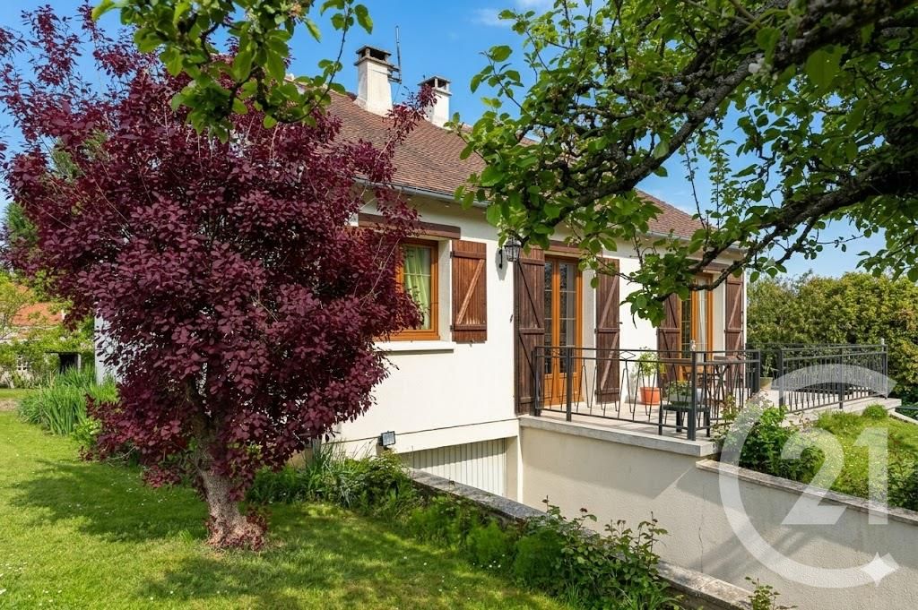 Maison 98m² — Jambville