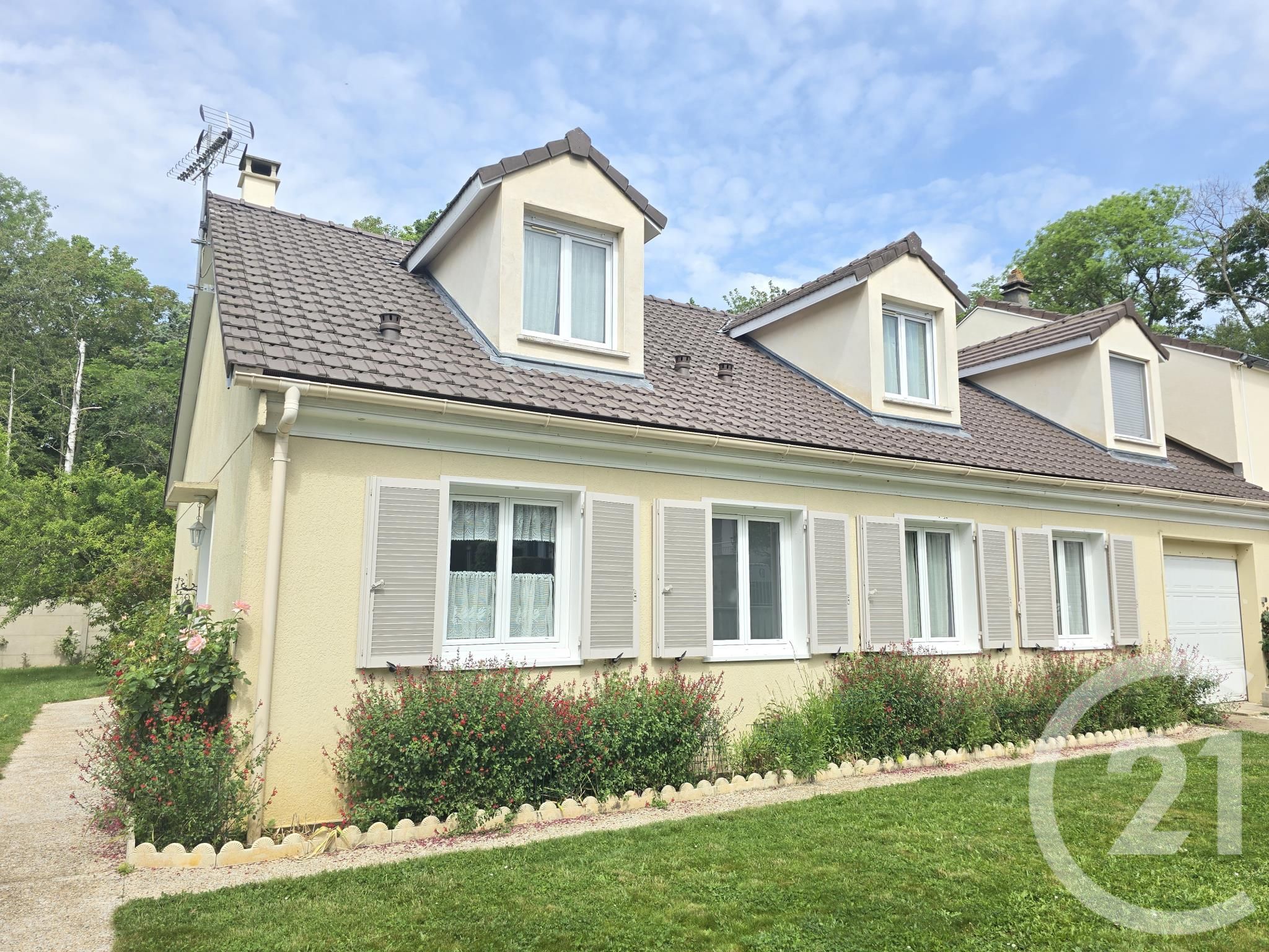 Maison 119m² — Sagy