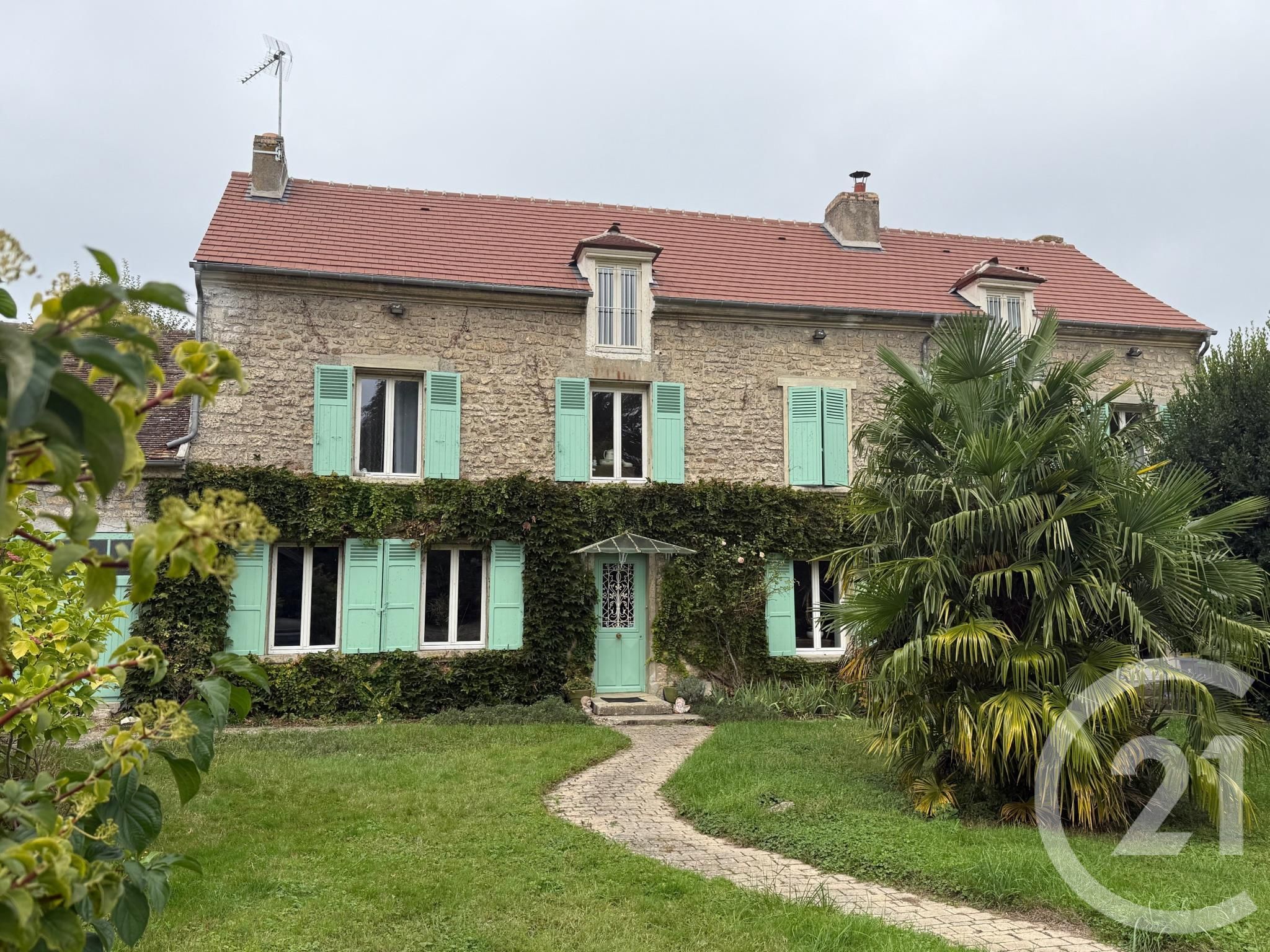 Maison 230m² — Avernes
