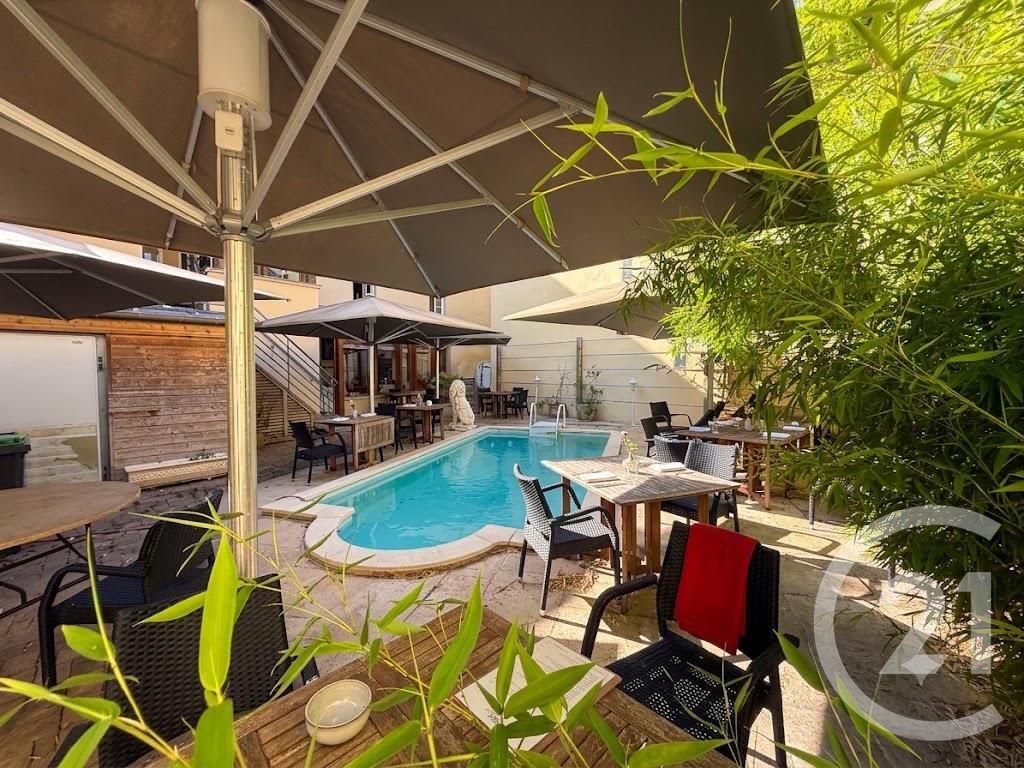 Maison 400m² — Vigny
