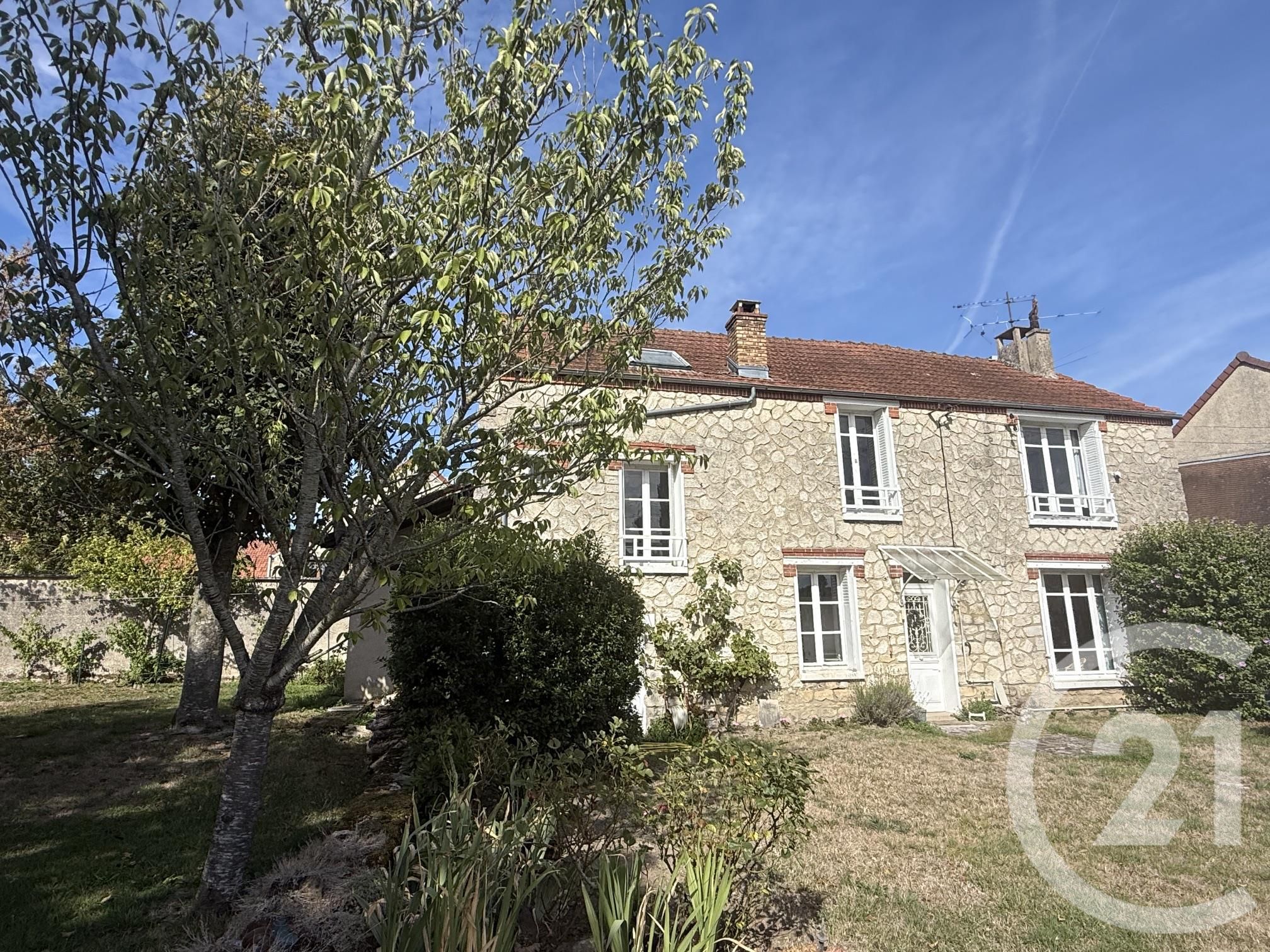 Maison 117m² — Sagy