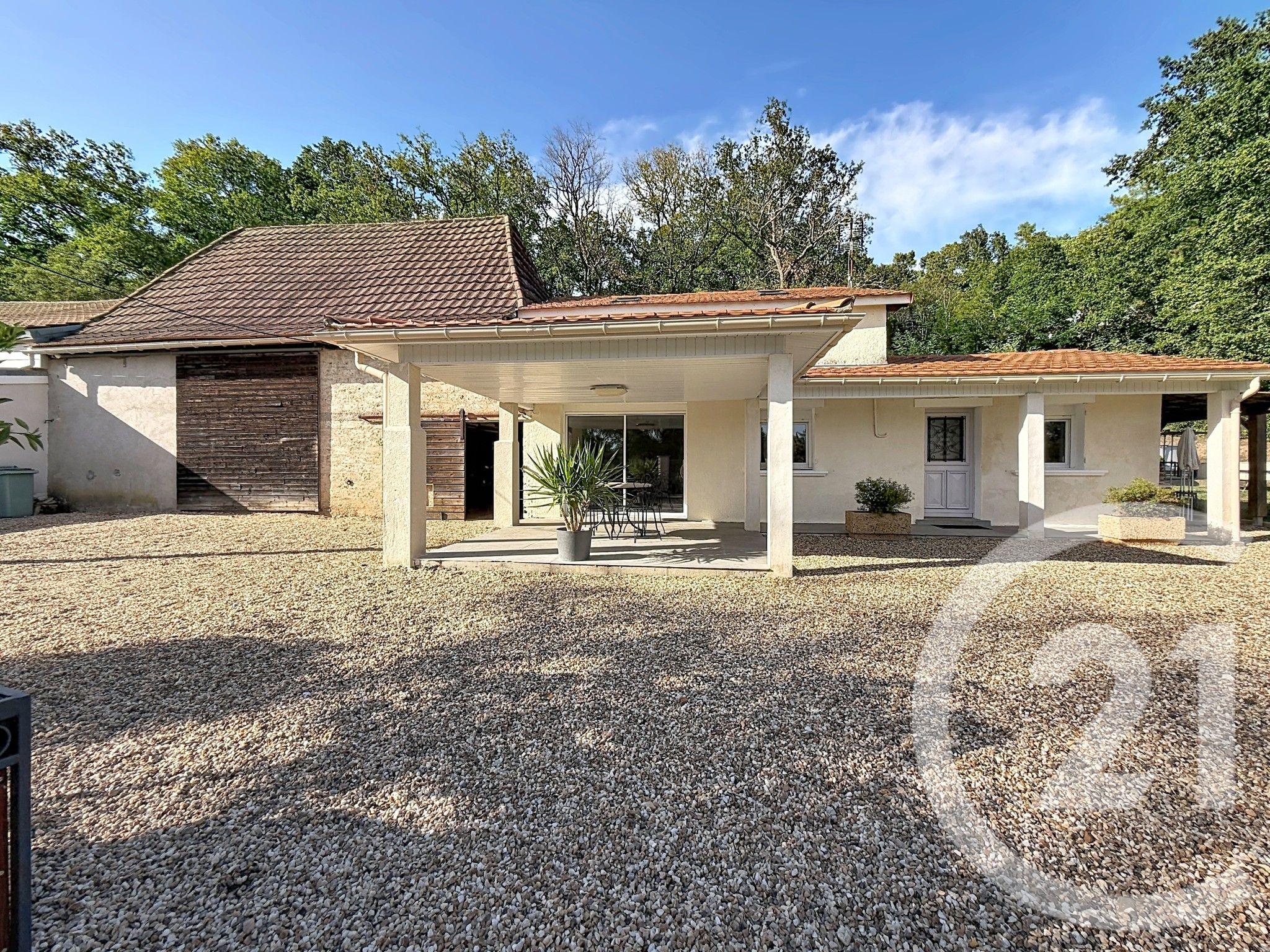 Maison 100m² — Montpon-Ménestérol