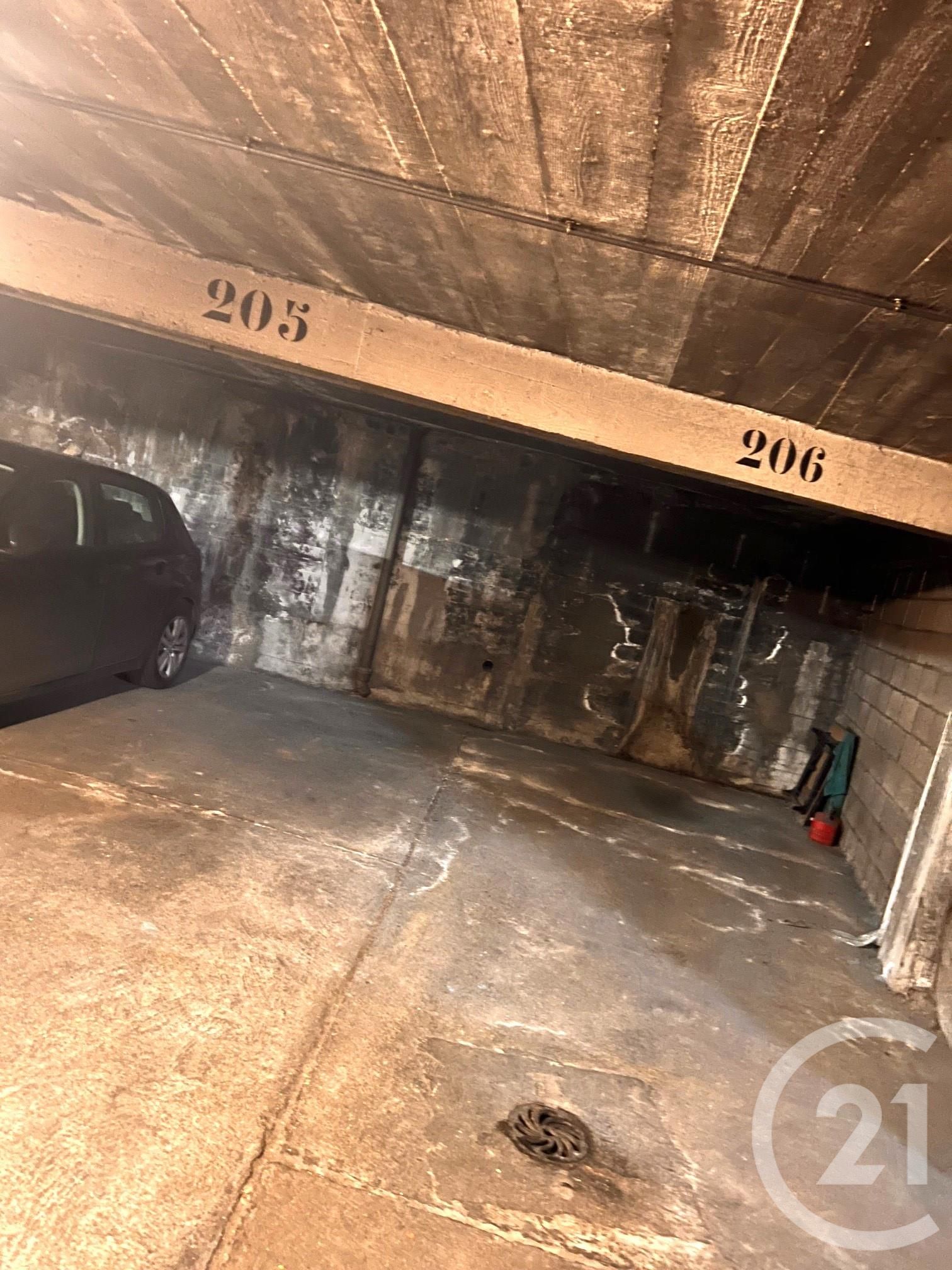 Parking 1 pièces 12m² Paris 20e