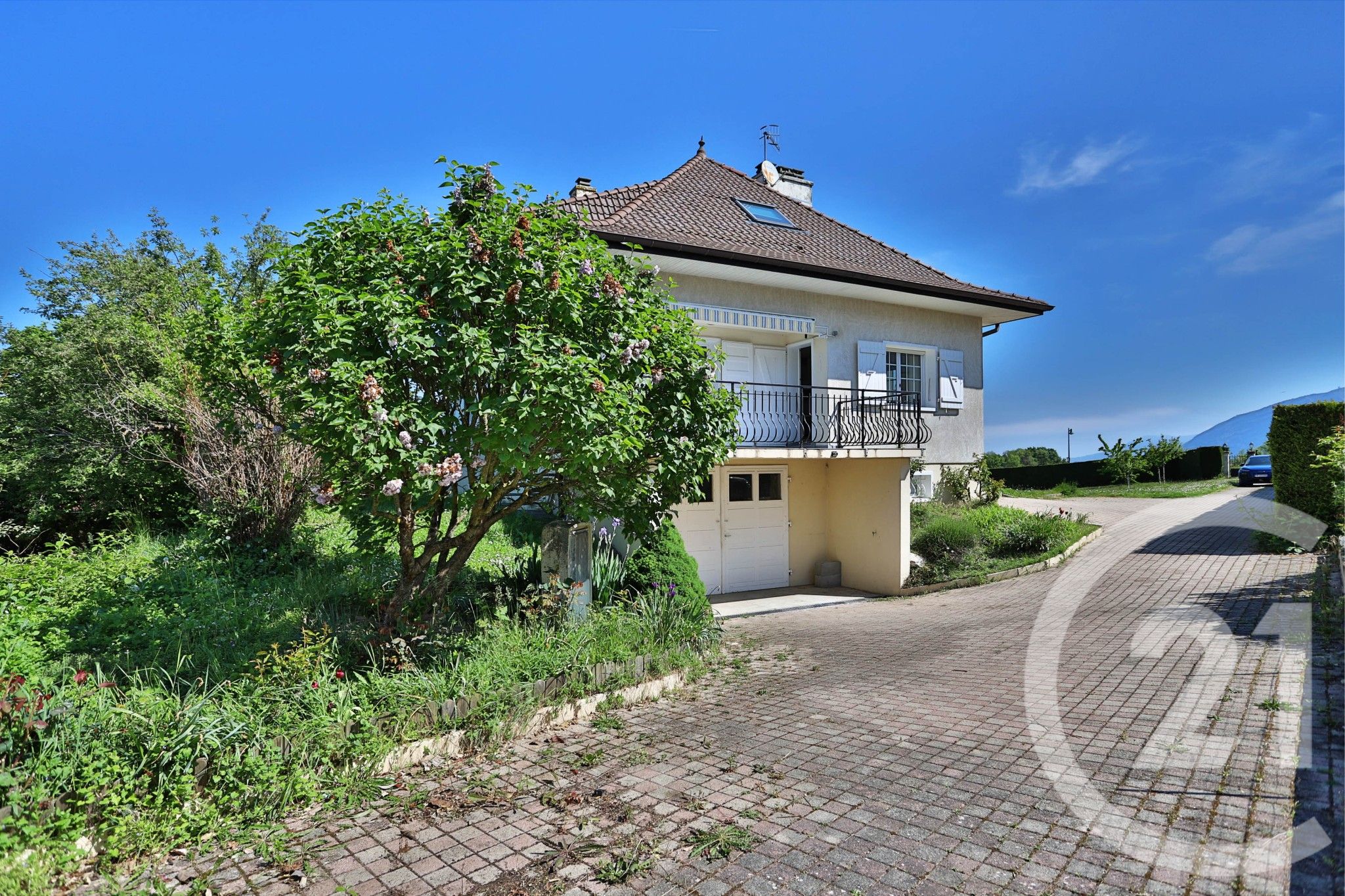 Maison 192m² — Feigères