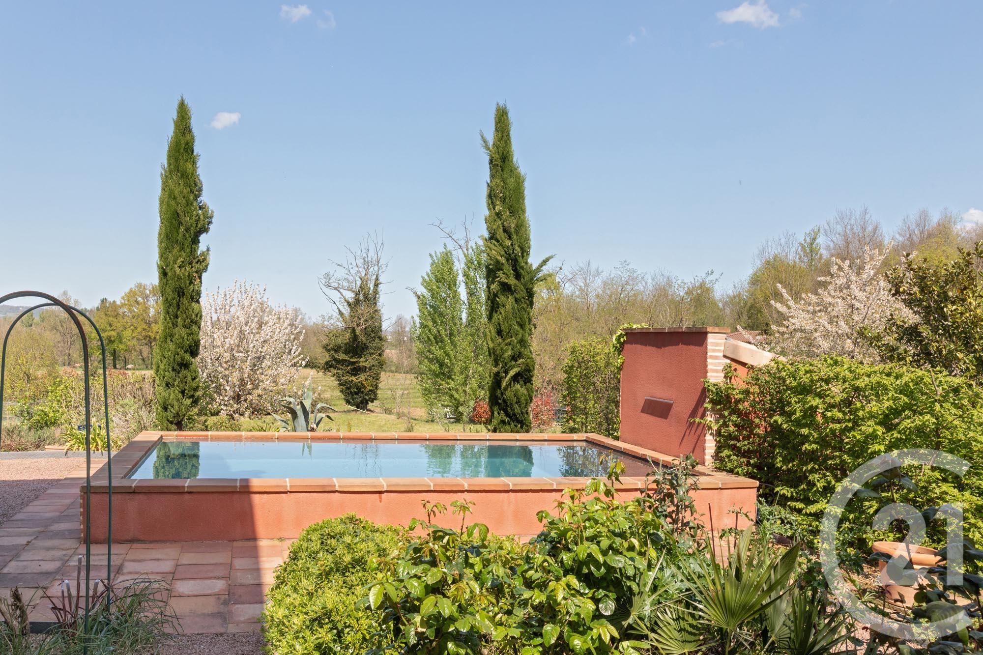 Maison 215m² — Montans
