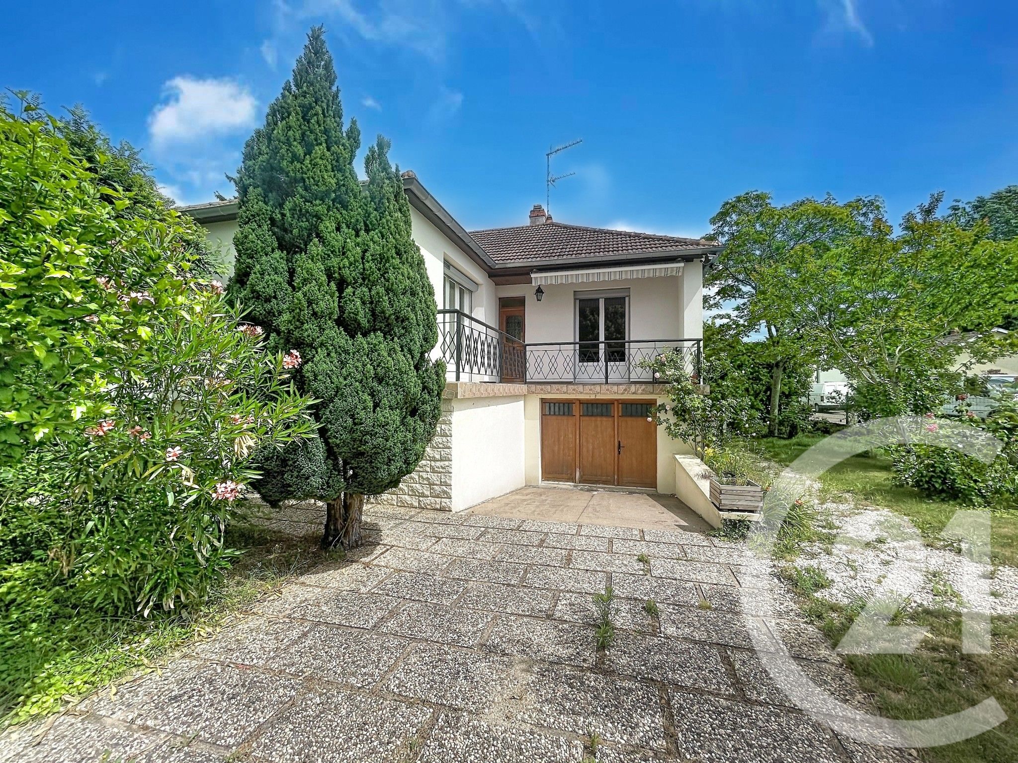 Maison 93m² — Couternon