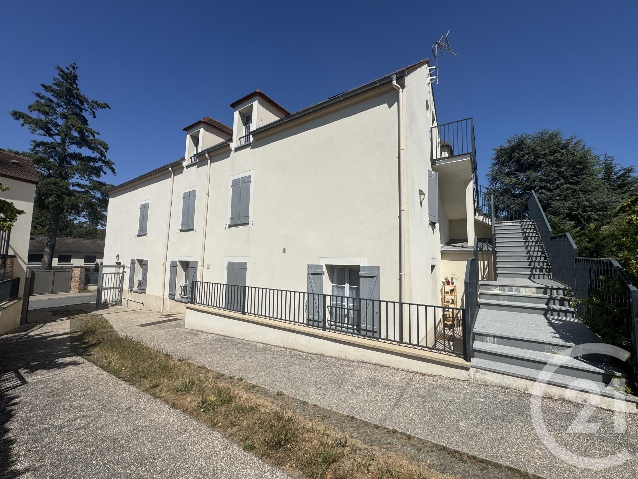 Appartement 23m² — Gif-sur-Yvette