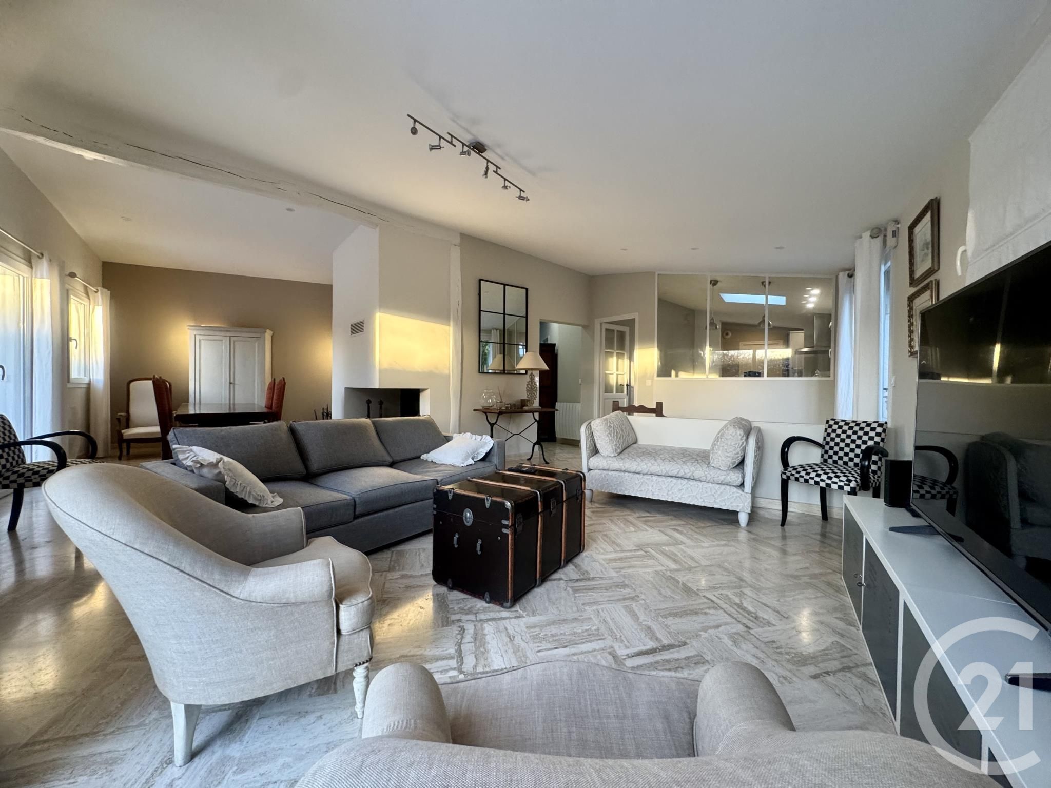 Maison 105m² — Villiers-le-Bâcle