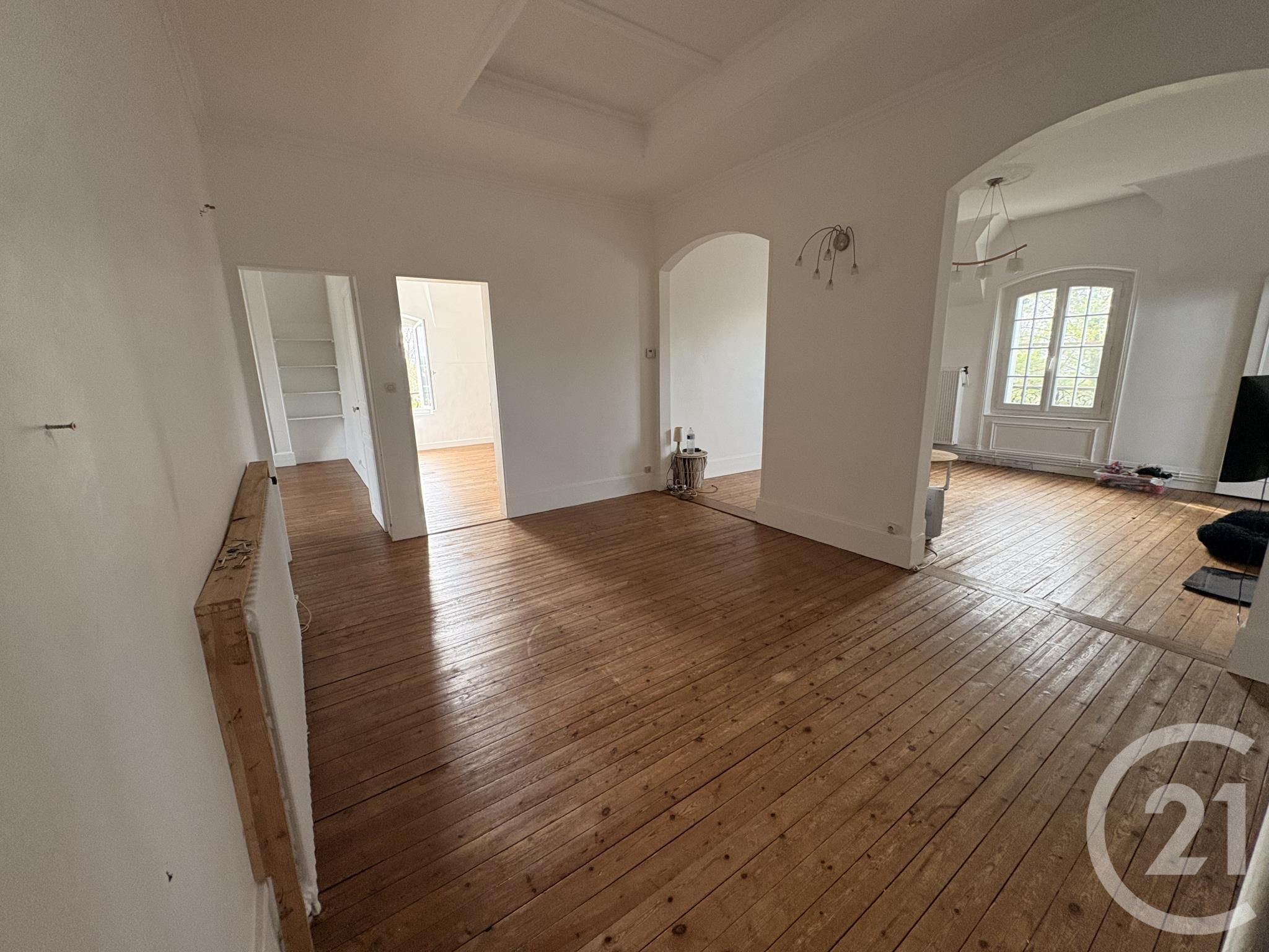 Appartement 133m² — Étrépagny