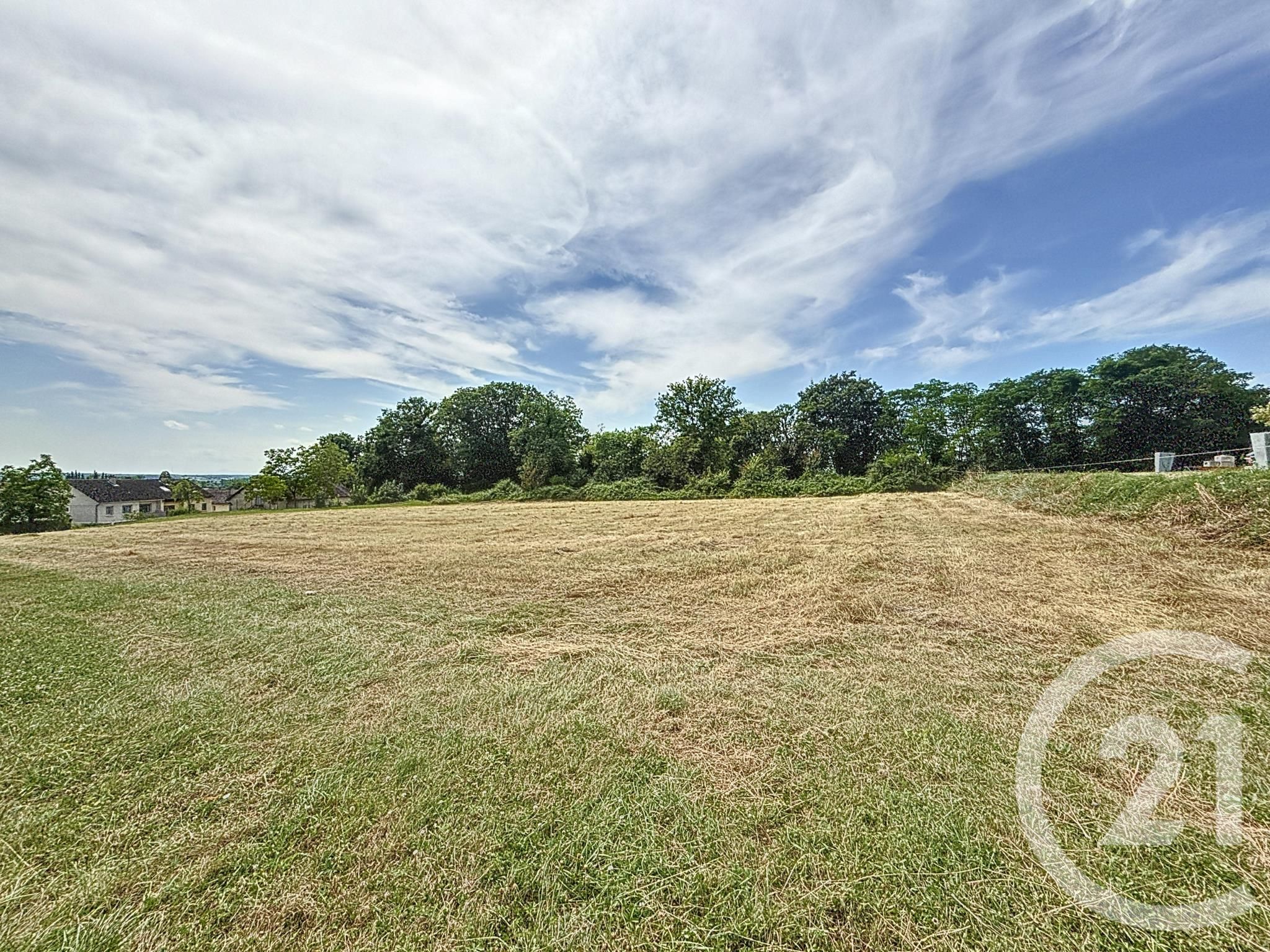 Terrain — Varennes-sur-Allier