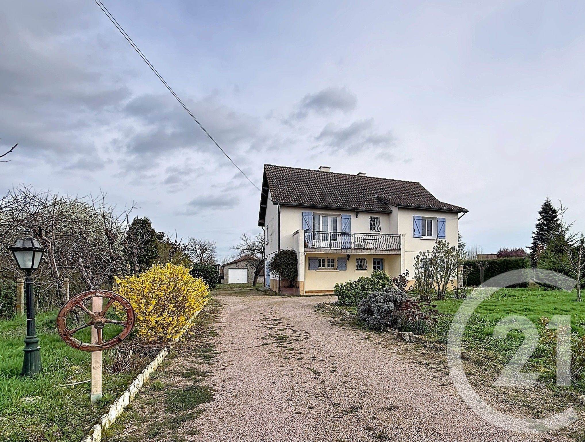 Maison 170m² — Rongères