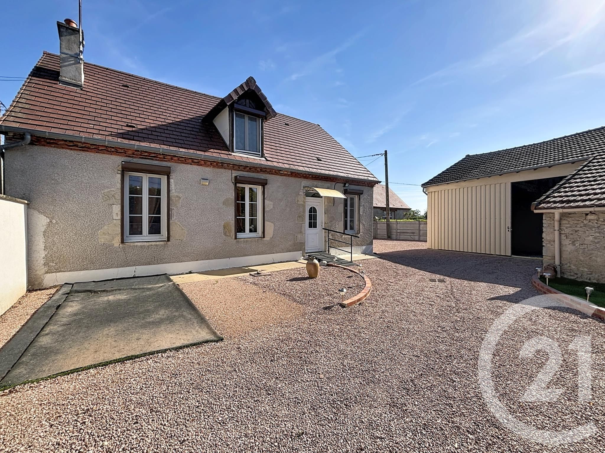 Maison 99m² — Contigny