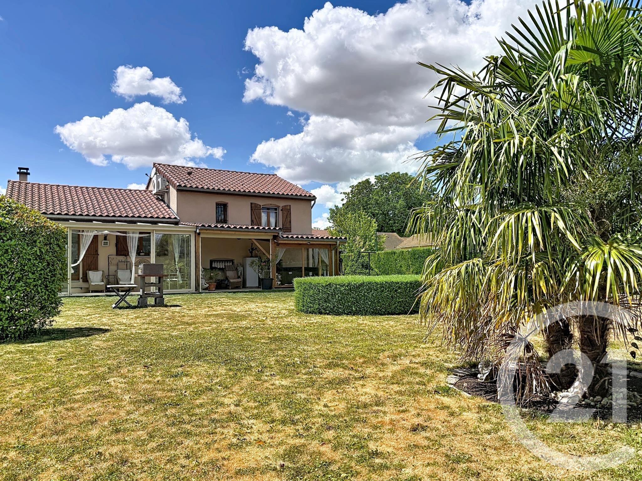 Maison 113m² — Étroussat