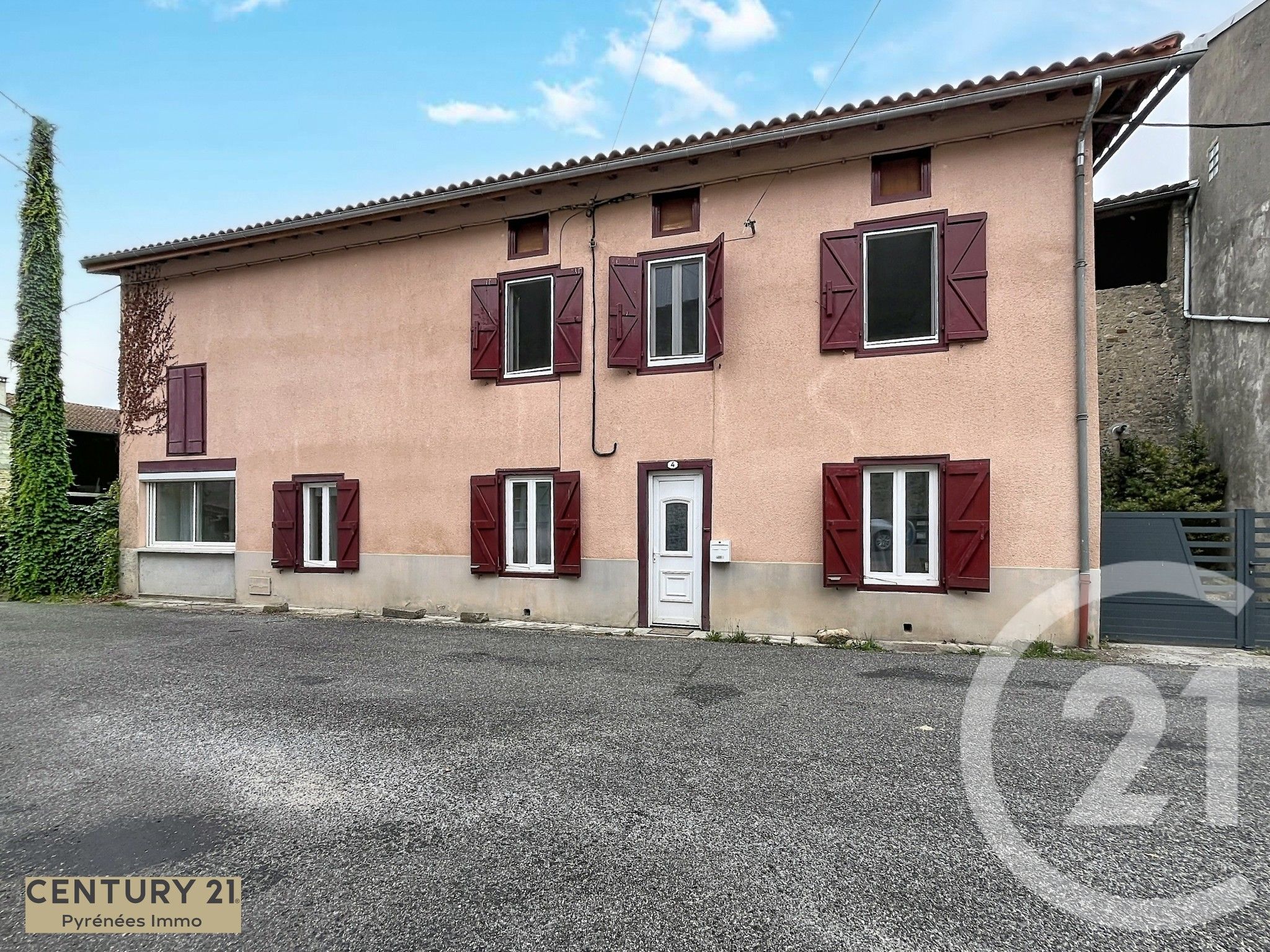 Maison 191m² — Pointis-Inard