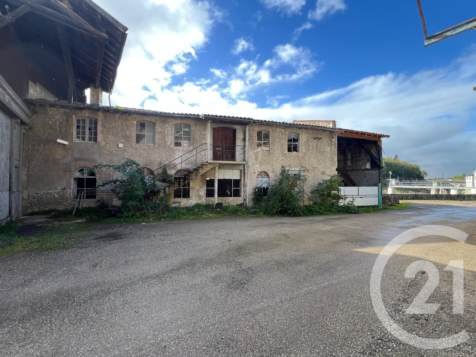 Maison 1473m² — Saint-Lizier