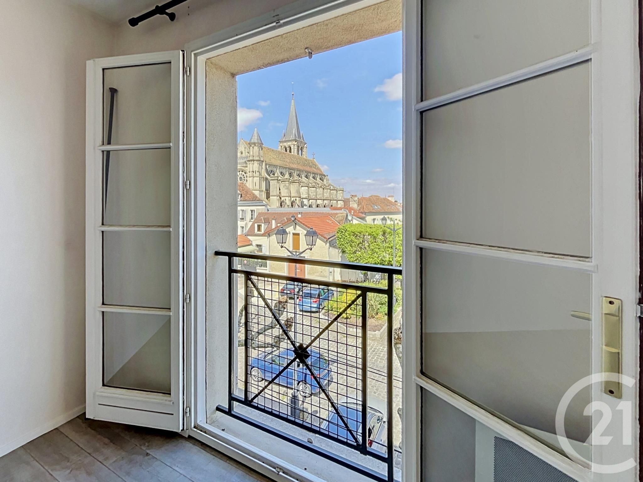Appartement 30m² — Brie-Comte-Robert