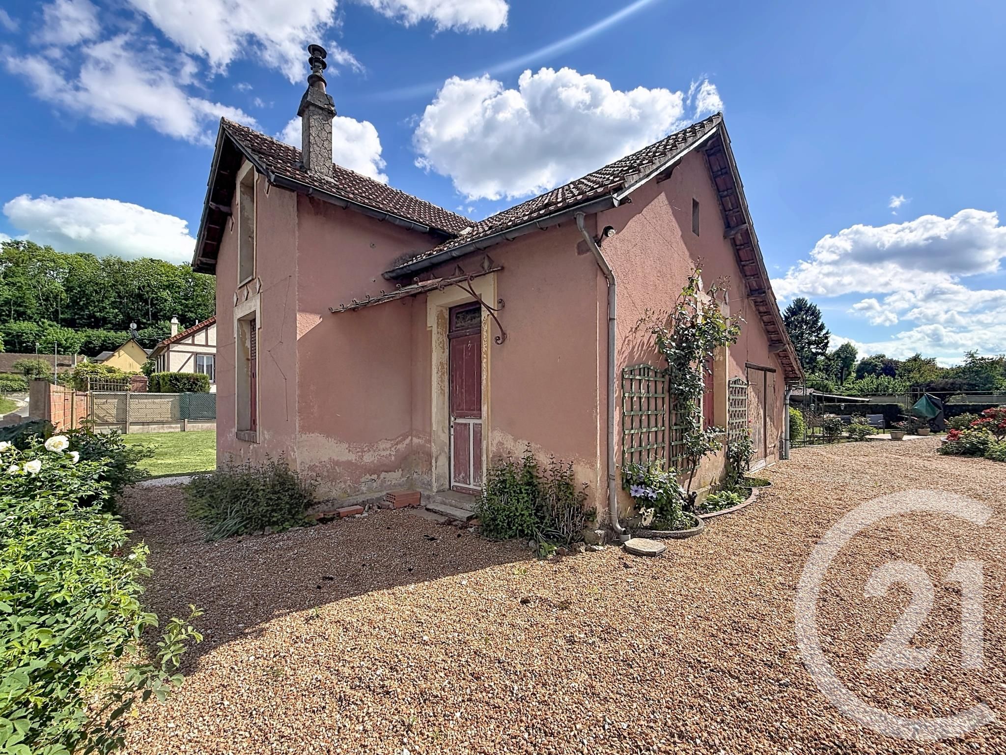 Maison 40m² — Jouy