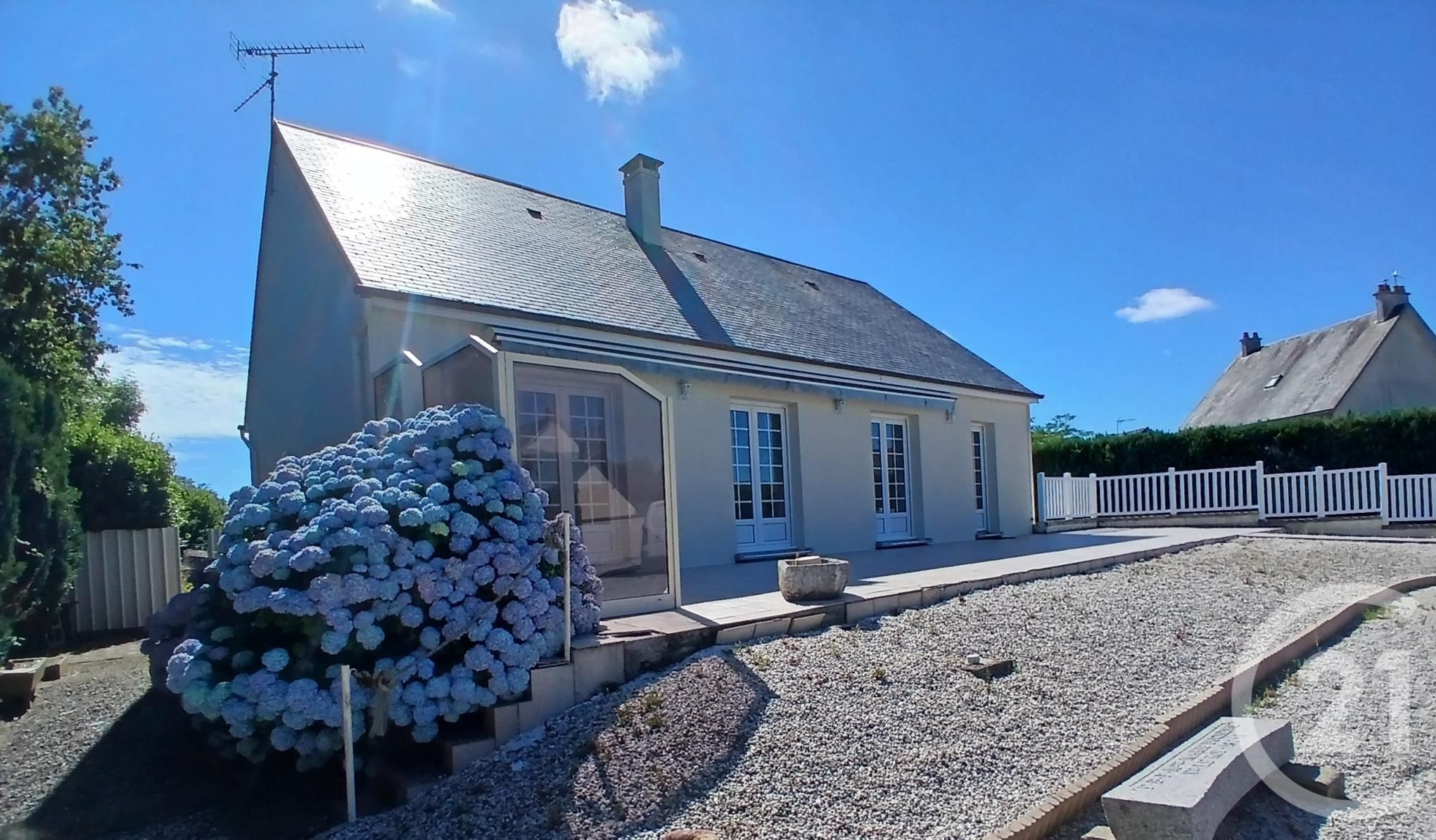 Maison 100m² — Saint-Jean-des-Champs