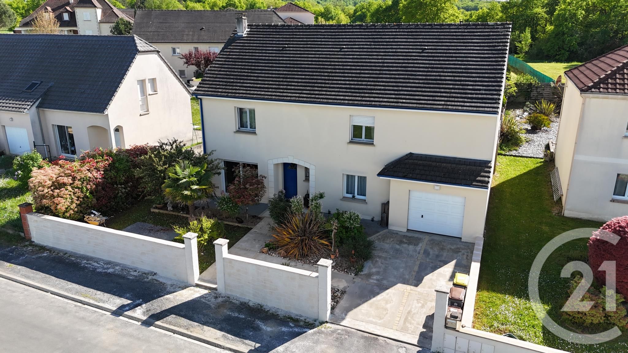 Maison 152m² — Saint-Pantaléon-de-Larche