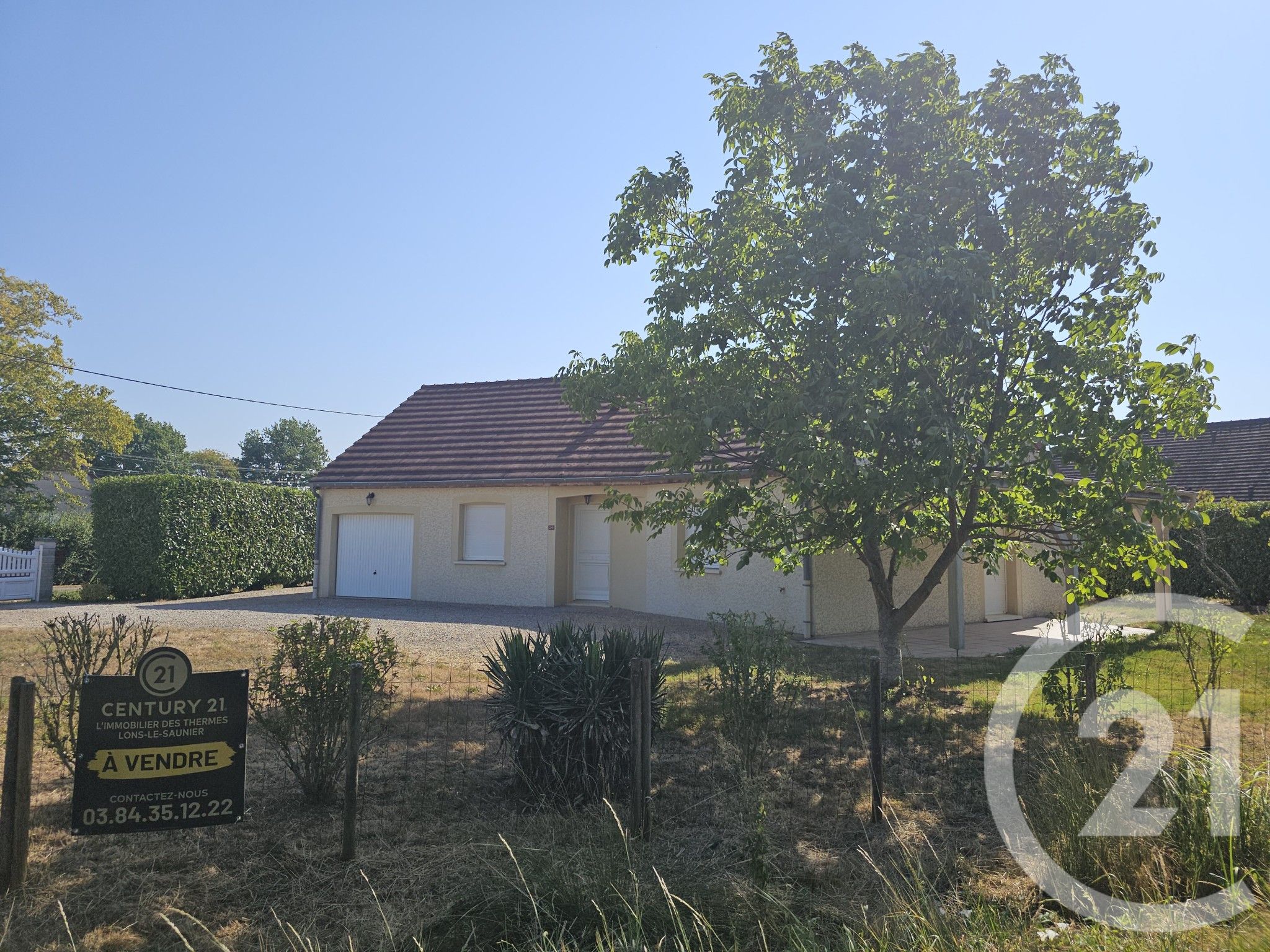 Maison 93m² — Commenailles