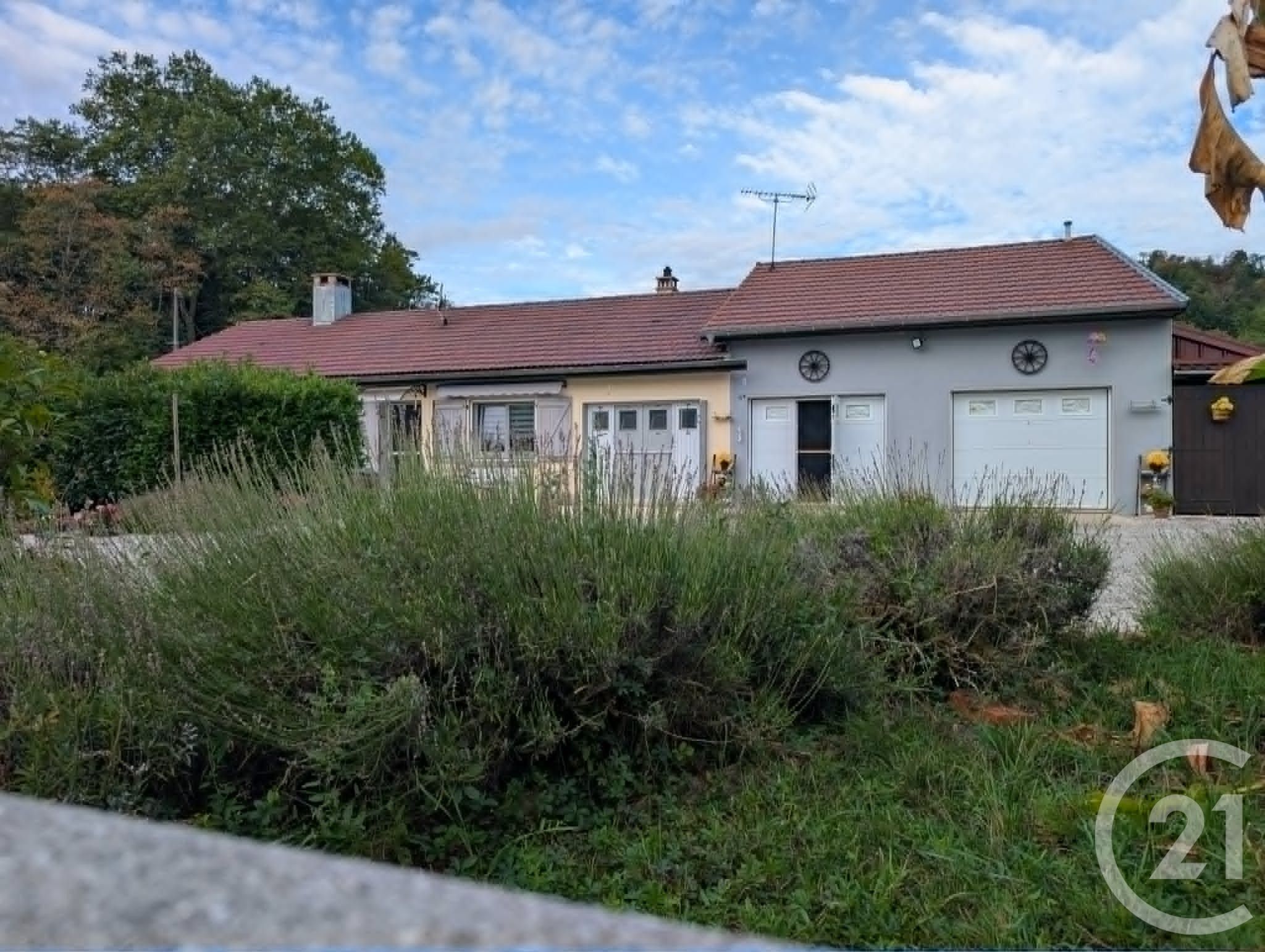 Maison 90m² — Domblans