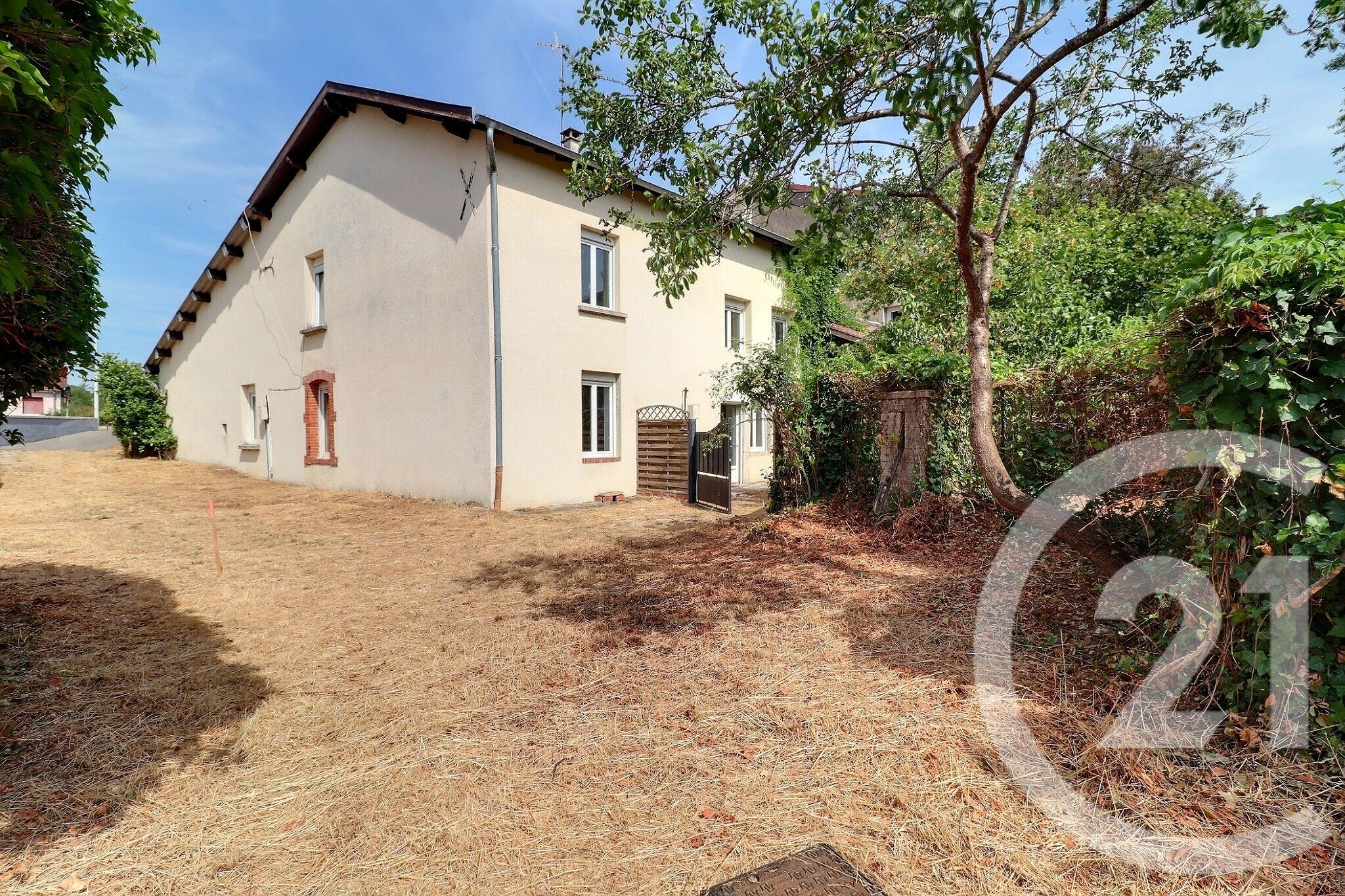Maison 93m² — Château-Gaillard
