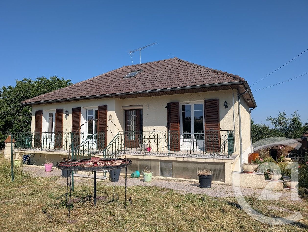 Maison 171m² — Champvert